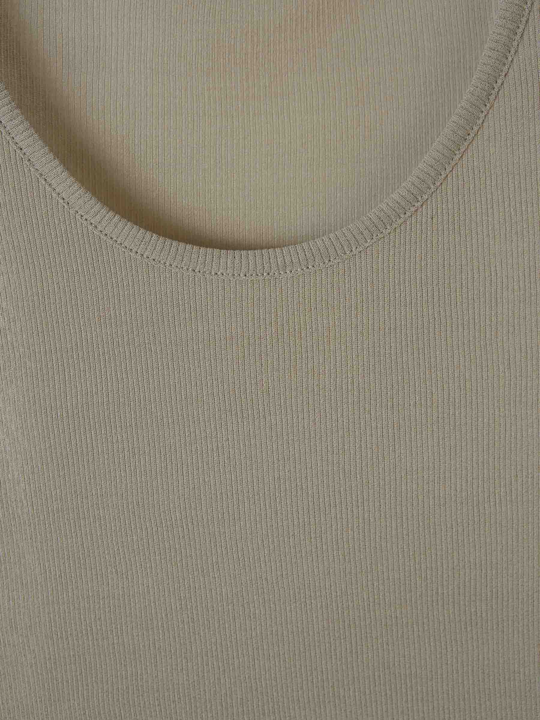 Outlet online Ami Paris Hombre Camiseta Larga Sin Mangas color Gris Claro sku 553-003279 02 - Foto 4