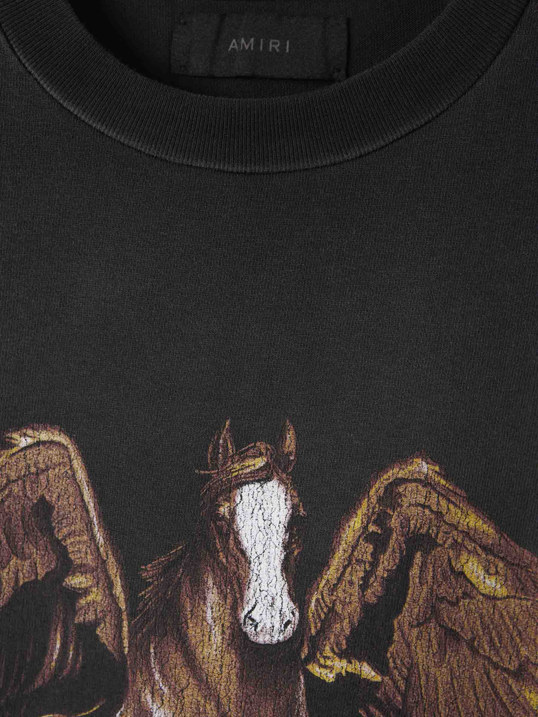 Amiri Hombre Barcelona Camiseta Logo Algodón color Negro sku 553-004051 02 - Foto 3