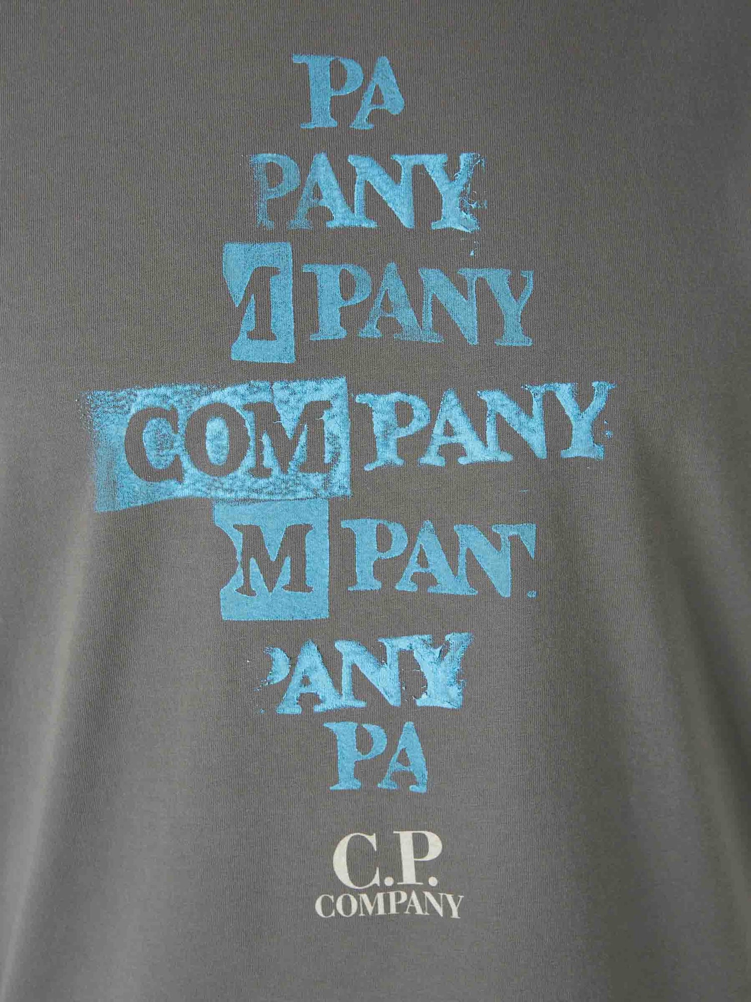 C.P. Company Hombre Barcelona Camiseta Estampada Algodón color Verde Militar sku 553-004271 01 - Foto 4