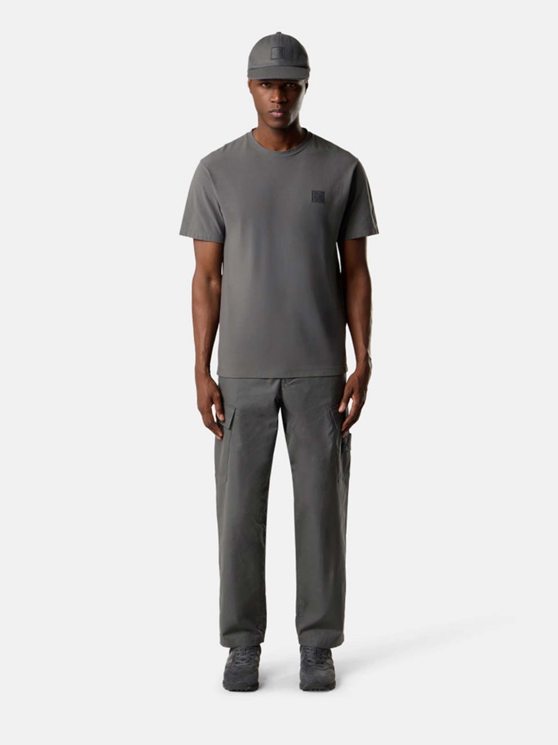 Outlet online Stone Island Hombre Camiseta Cuello Redondo color Gris Antracita sku 553-004395 01 - Foto 2