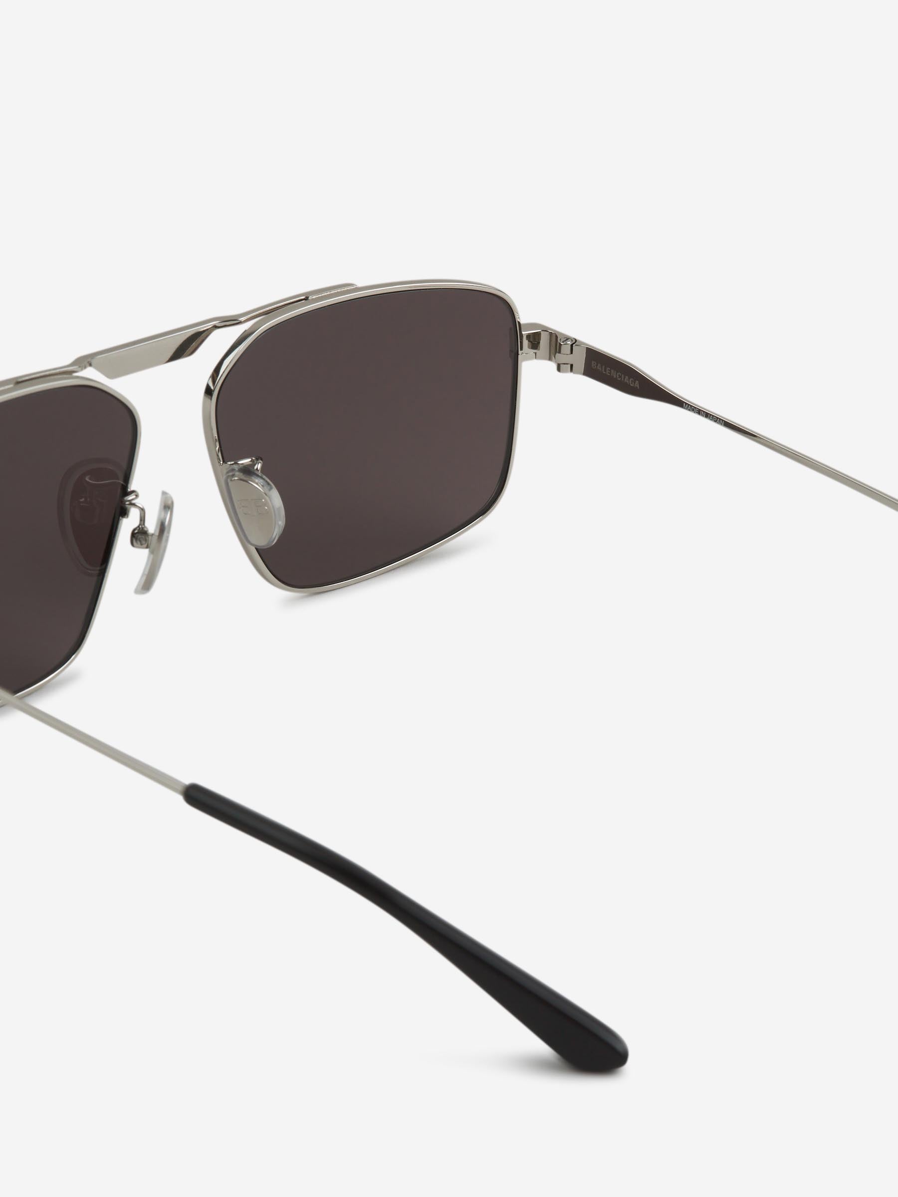 Outlet online Balenciaga Hombre Gafas Sol Tag 2.0 Navigator color Gris Piedra sku 614-003065 04 - Foto 4