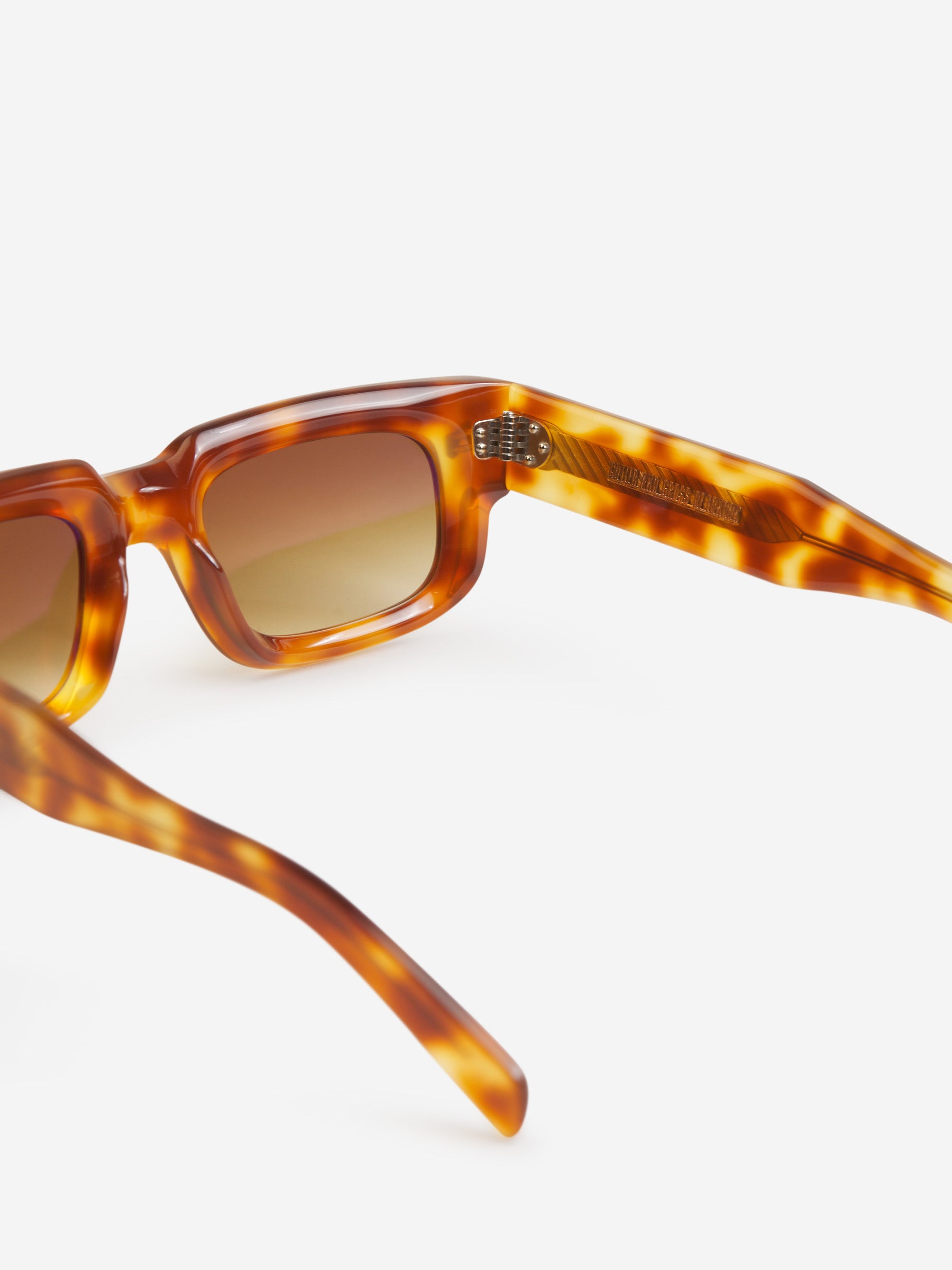 Outlet online Cutler & Gross Hombre Gafas de Sol 9325 color Marrón sku 614-003127 01 - Foto 3