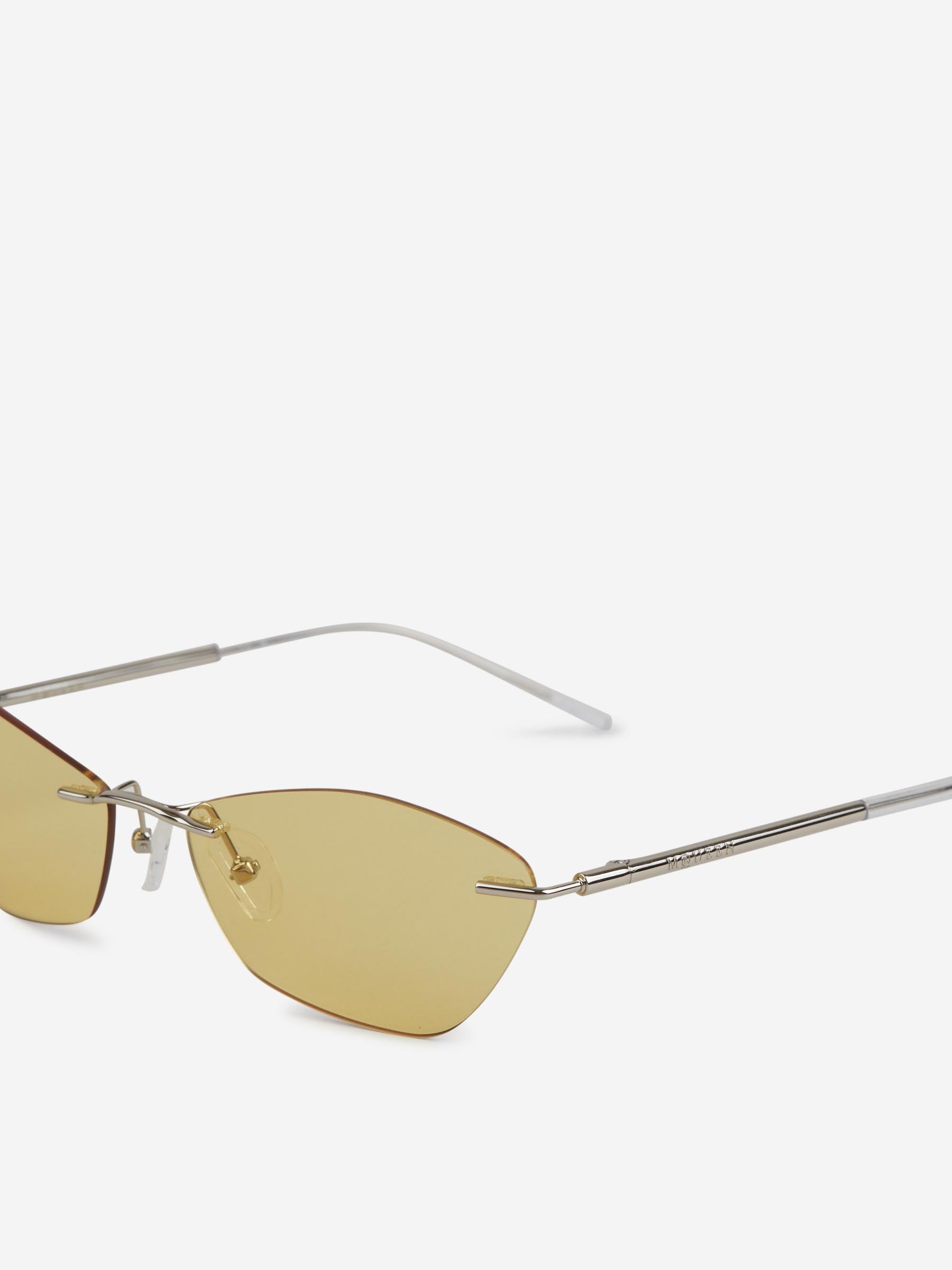 Outlet online McQueen Hombre Gafas de Sol T-Bar color Amarillo sku 614-003317 02 - Foto 3