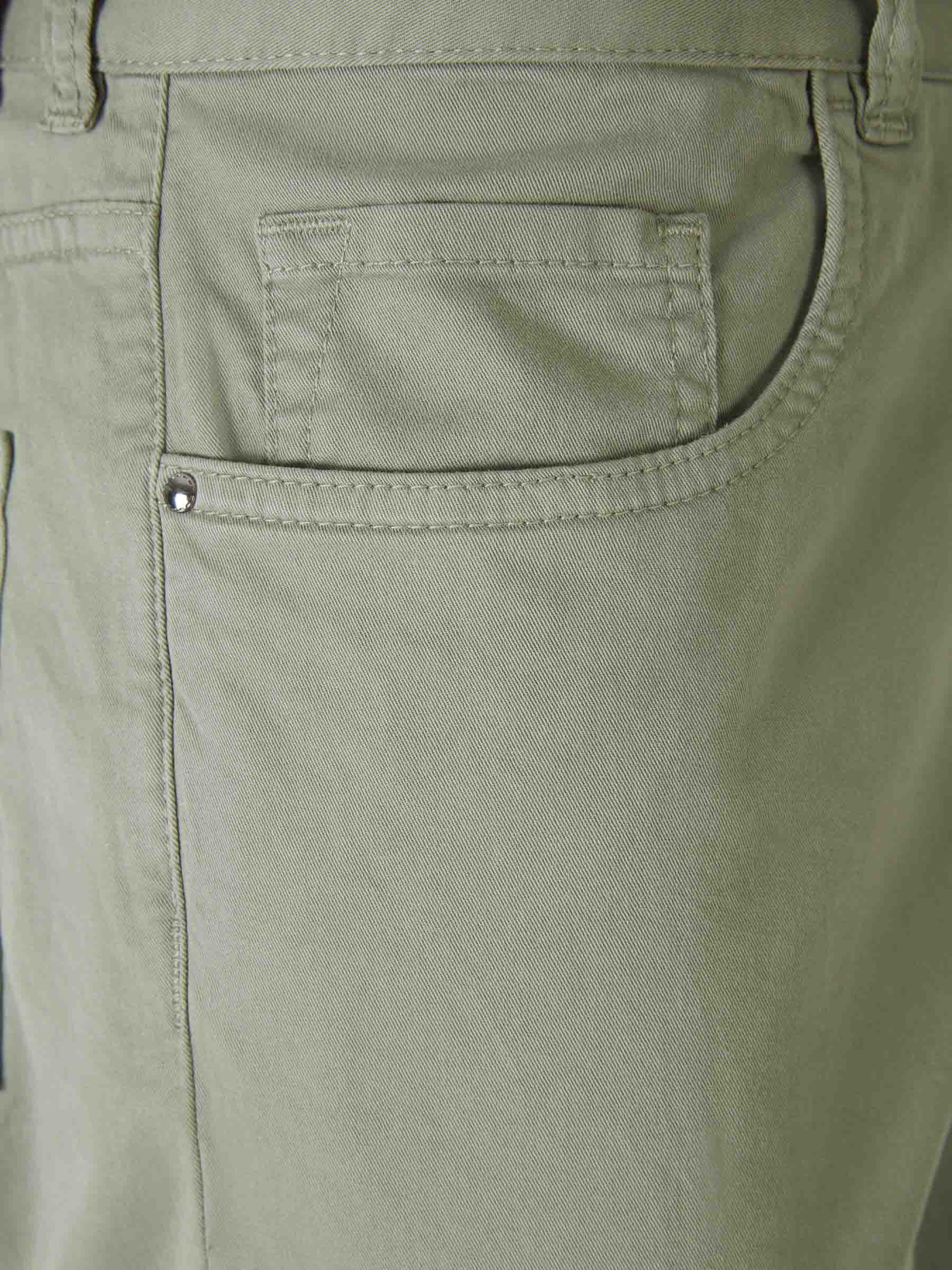 Outlet online Canali Hombre Pantalones 5 Bolsillos color Verde Militar sku 522-002628 03 - Foto 3