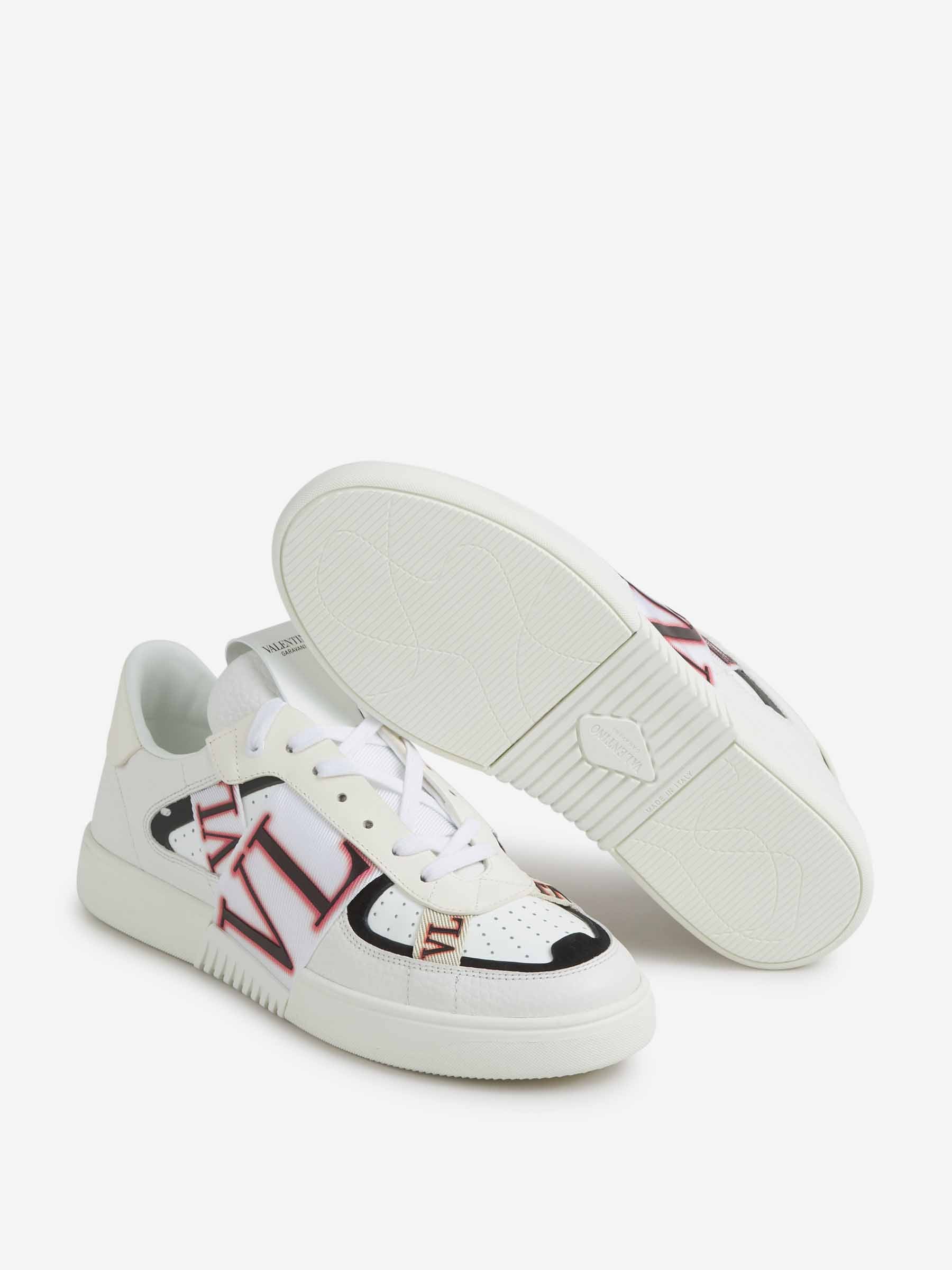 Valentino Garavani Hombre Barcelona Sneakers Piel VLTN color Blanco sku 616-003001 01 - Foto 4