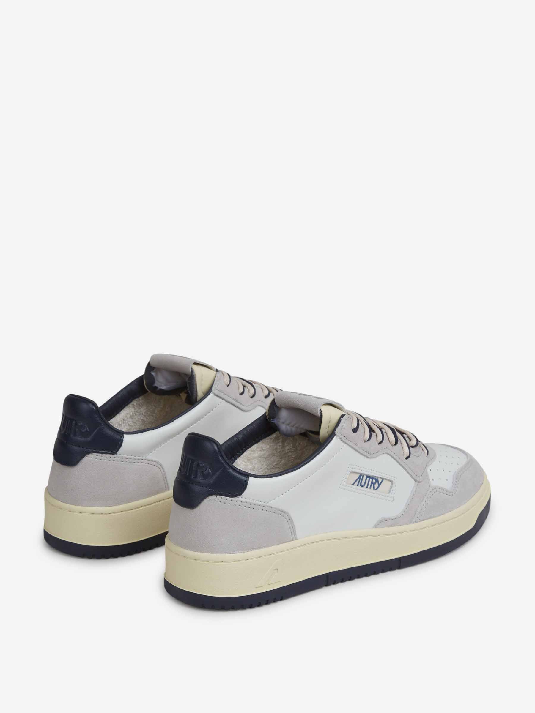 Autry Hombre Barcelona Sneakers Medalist Low color Azul Noche sku 616-003457 02 - Foto 3