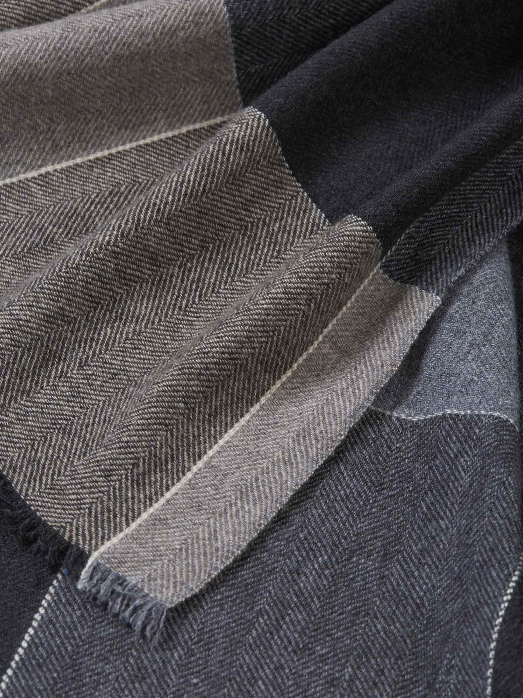 Outlet online Santa Eulalia Hombre Bufanda Cashmere Cuadros color Verde Oscuro sku 630-001193 01 - Foto 4