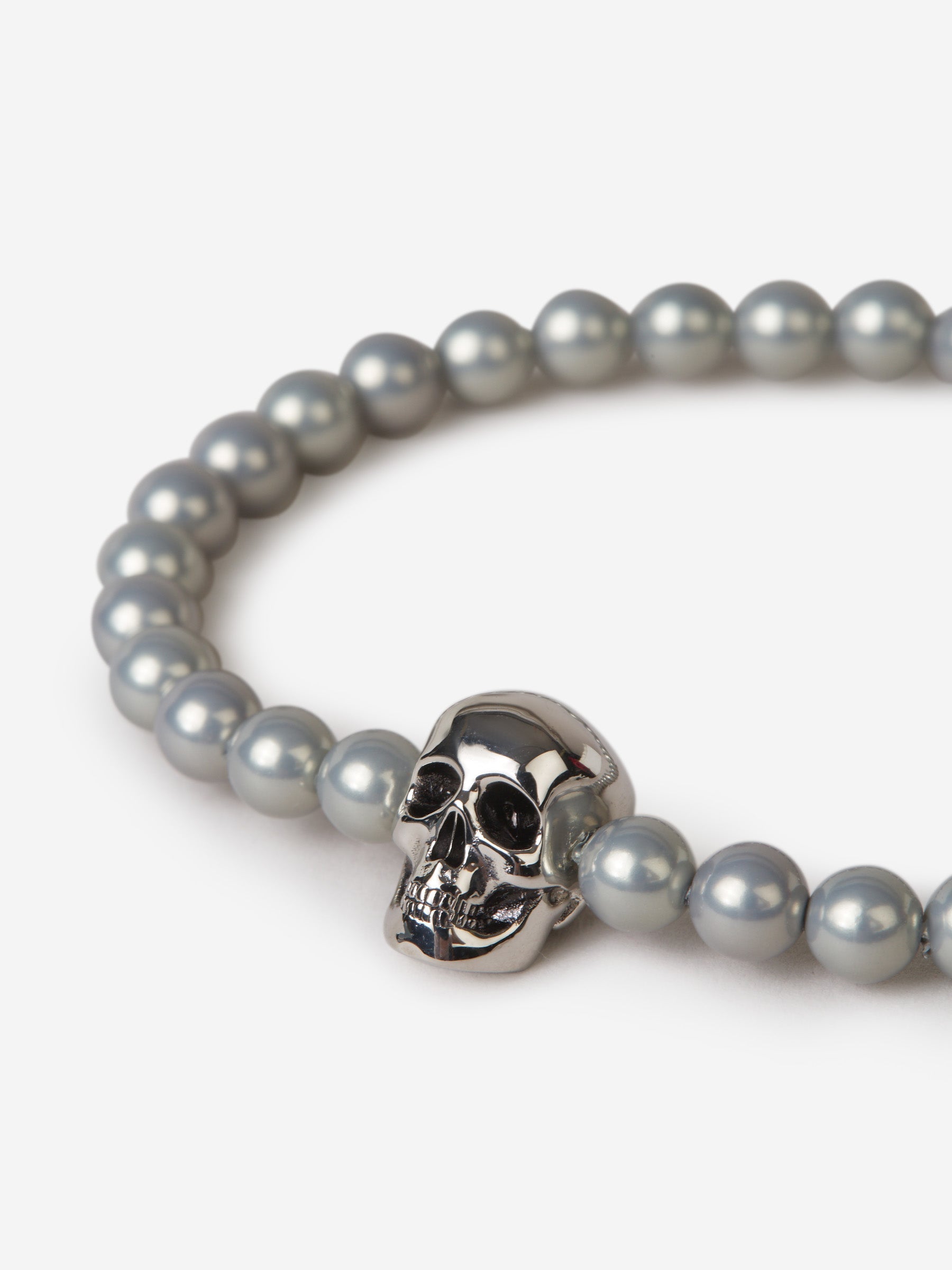 Outlet online McQueen Hombre Pulsera Abalorios Calavera color Plateado sku 682-000633 01 - Foto 2