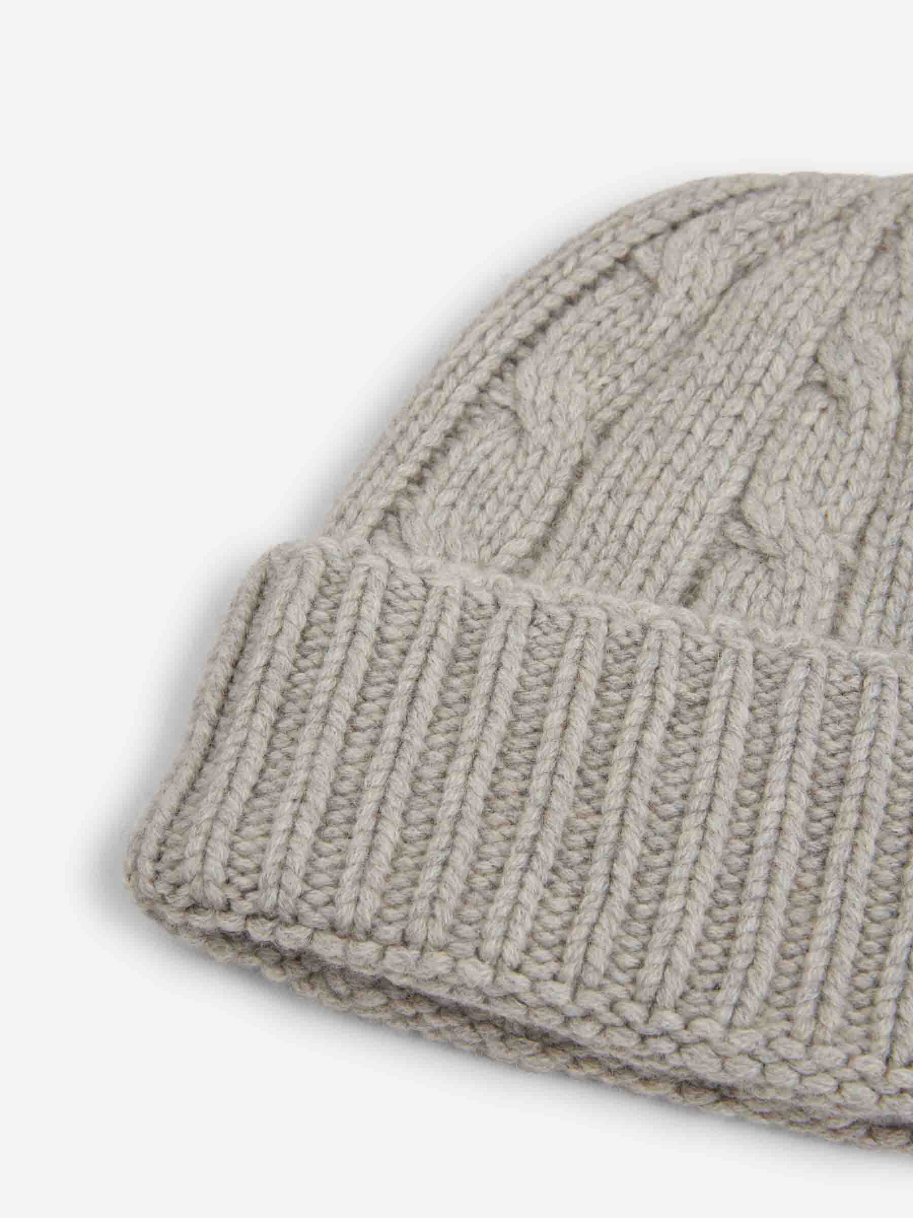 Outlet online Santa Eulalia Hombre Gorro Punto Cachemira color Gris sku 689-000032 03 - Foto 3