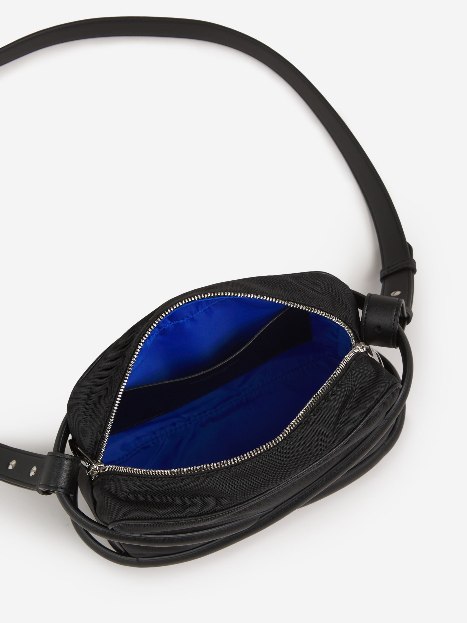 Outlet online Alexander McQueen Hombre Bolso Cámara Harness color Negro sku 692-001712 01 - Foto 4