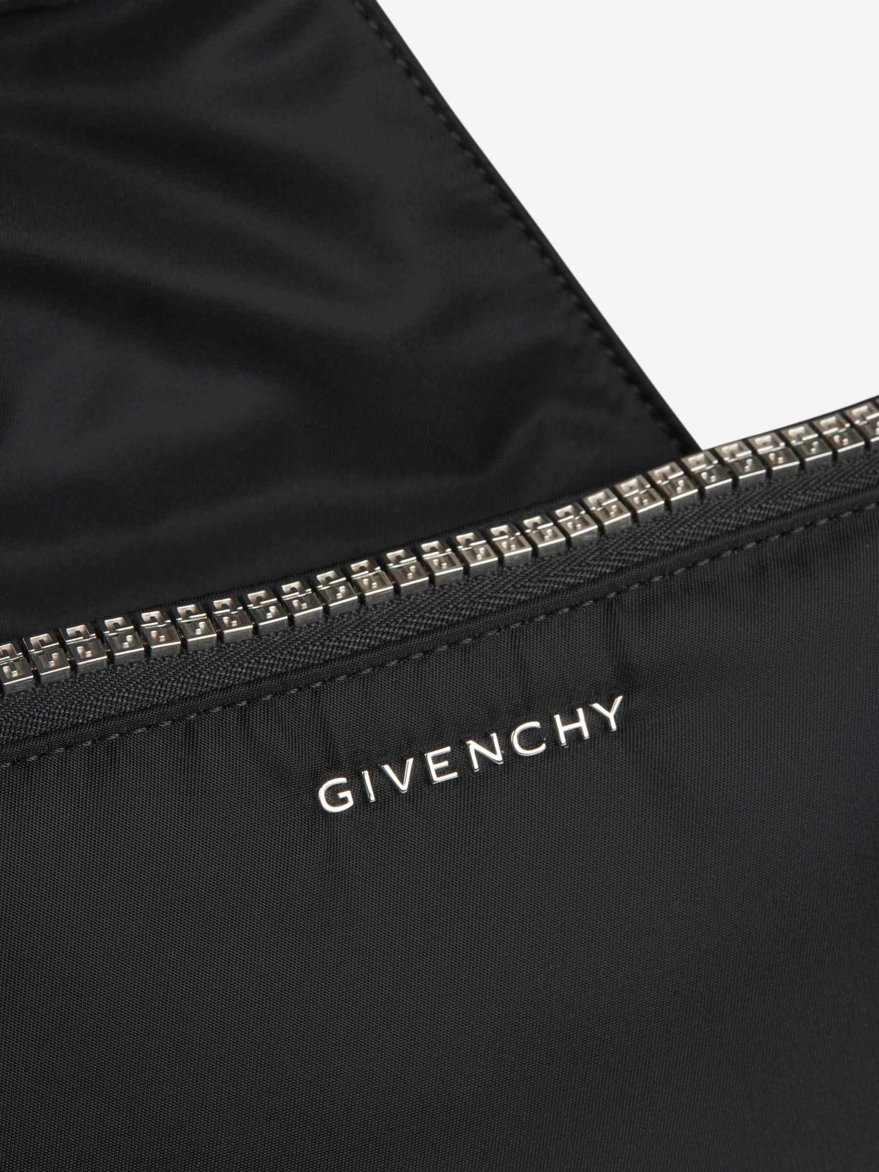 Outlet online Givenchy Hombre Riñonera Técnica Antigona color Negro sku 692-001783 01 - Foto 5