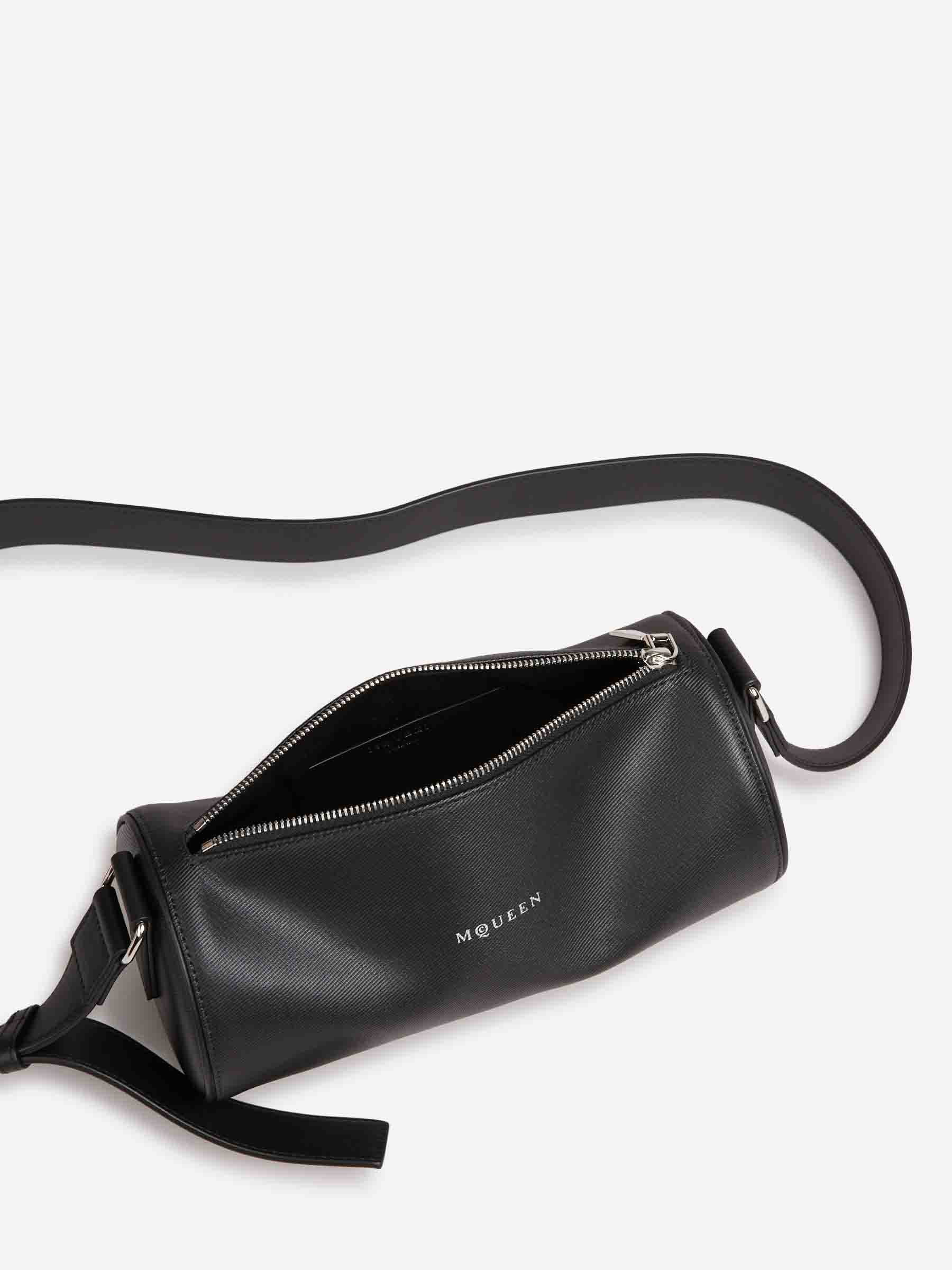 Outlet online McQueen Hombre Bandolera Round Sport color Negro sku 692-002016 01 - Foto 4