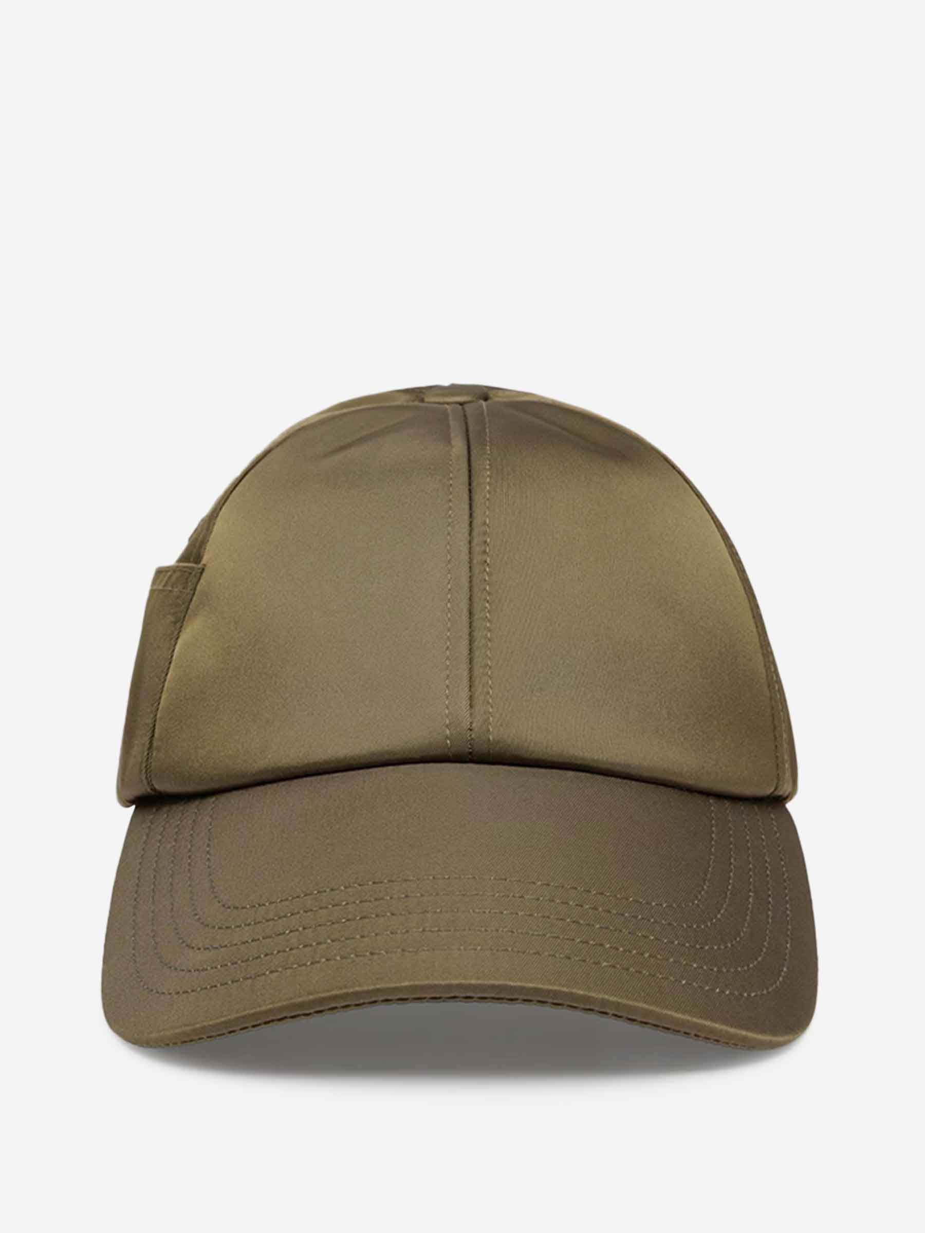 Outlet online Jacquemus Hombre Gorra Ovalie Nailon color Verde Militar sku 695-001734 02 - Foto 4