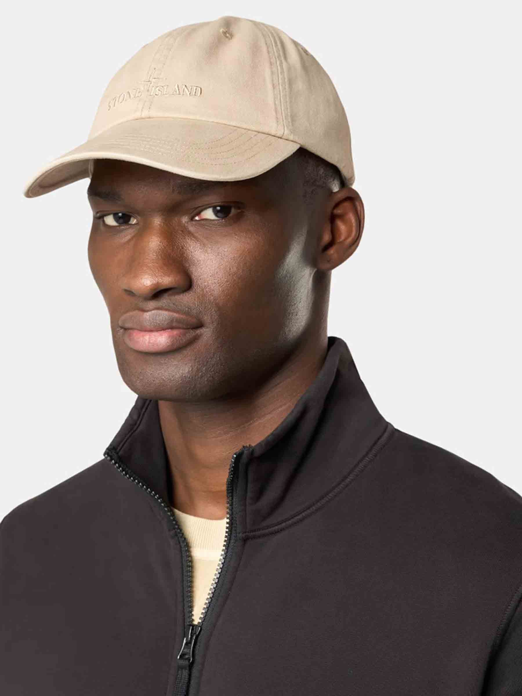 Outlet online Stone Island Hombre Gorra Algodón Bordado color Beige sku 695-001766 03 - Foto 2