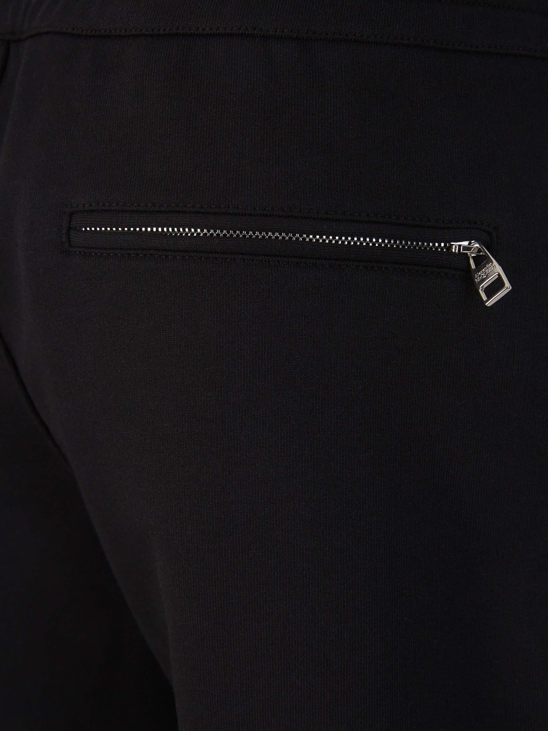 Outlet online McQueen Hombre Bermudas Algodón Logo color Negro sku 523-000929 01 - Foto 5