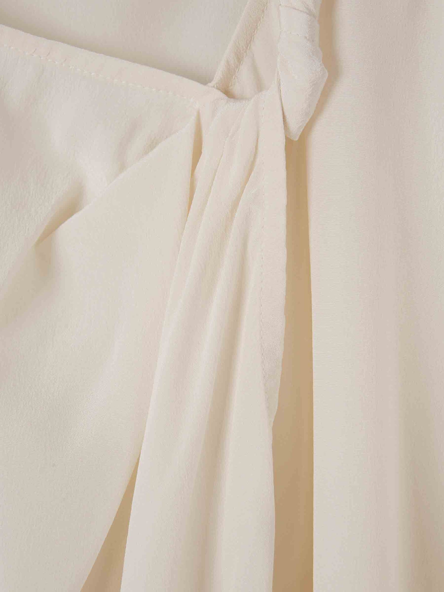 Victoria Beckham Mujer Barcelona Blusa Retorcida Seda color Marfil sku 701-002188 00 - Foto 4