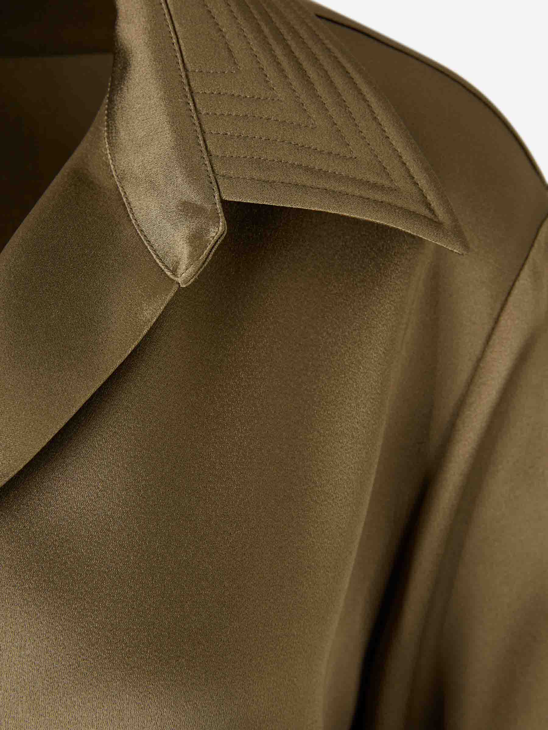 Outlet online Dries Van Noten Mujer Blusa Satinada Celinta color Verde sku 701-002314 02 - Foto 3