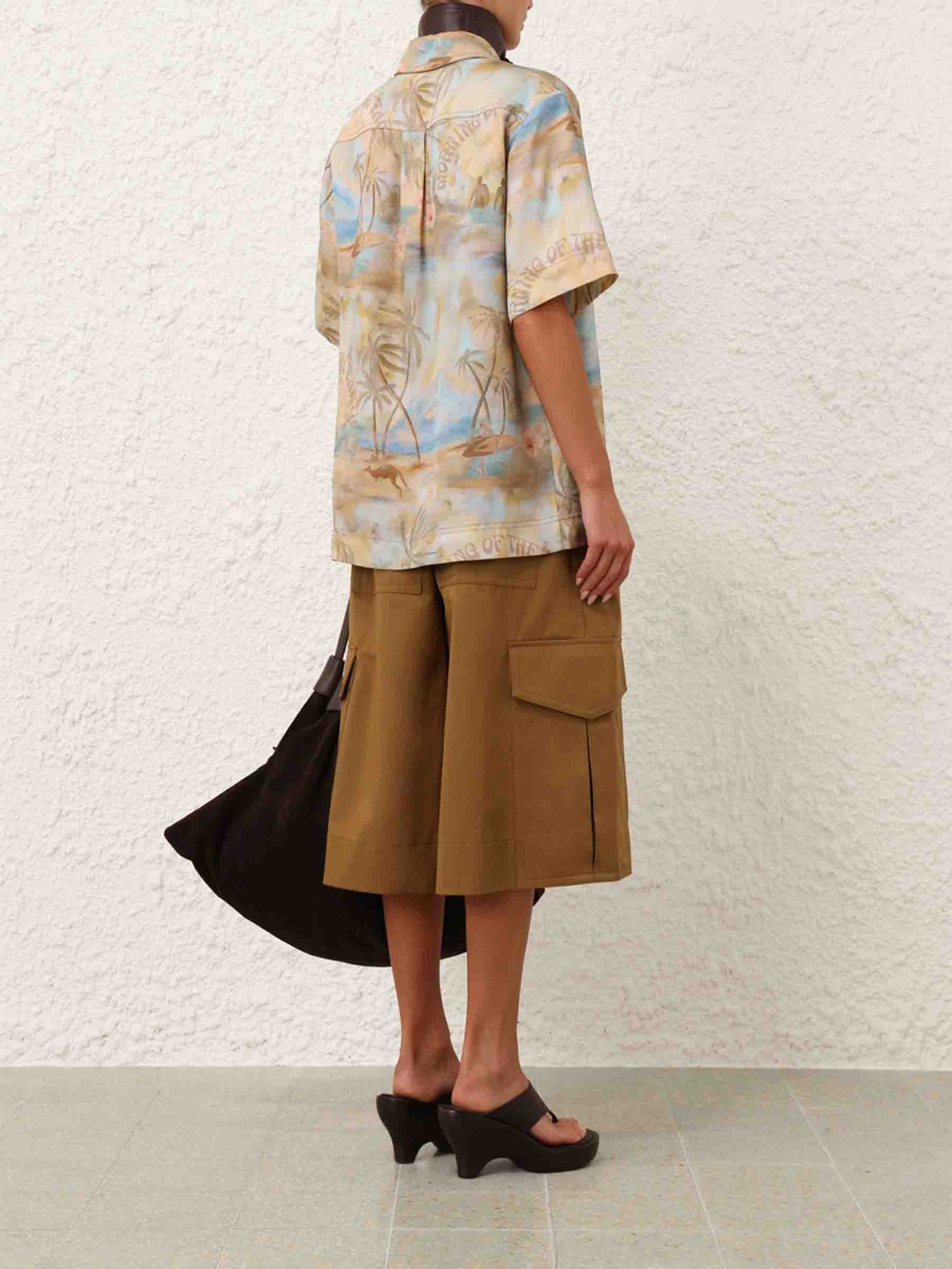 Zimmermann Mujer Barcelona Camisa Illuminate Estampado color Multicolor sku 702-000484 01 - Foto 4