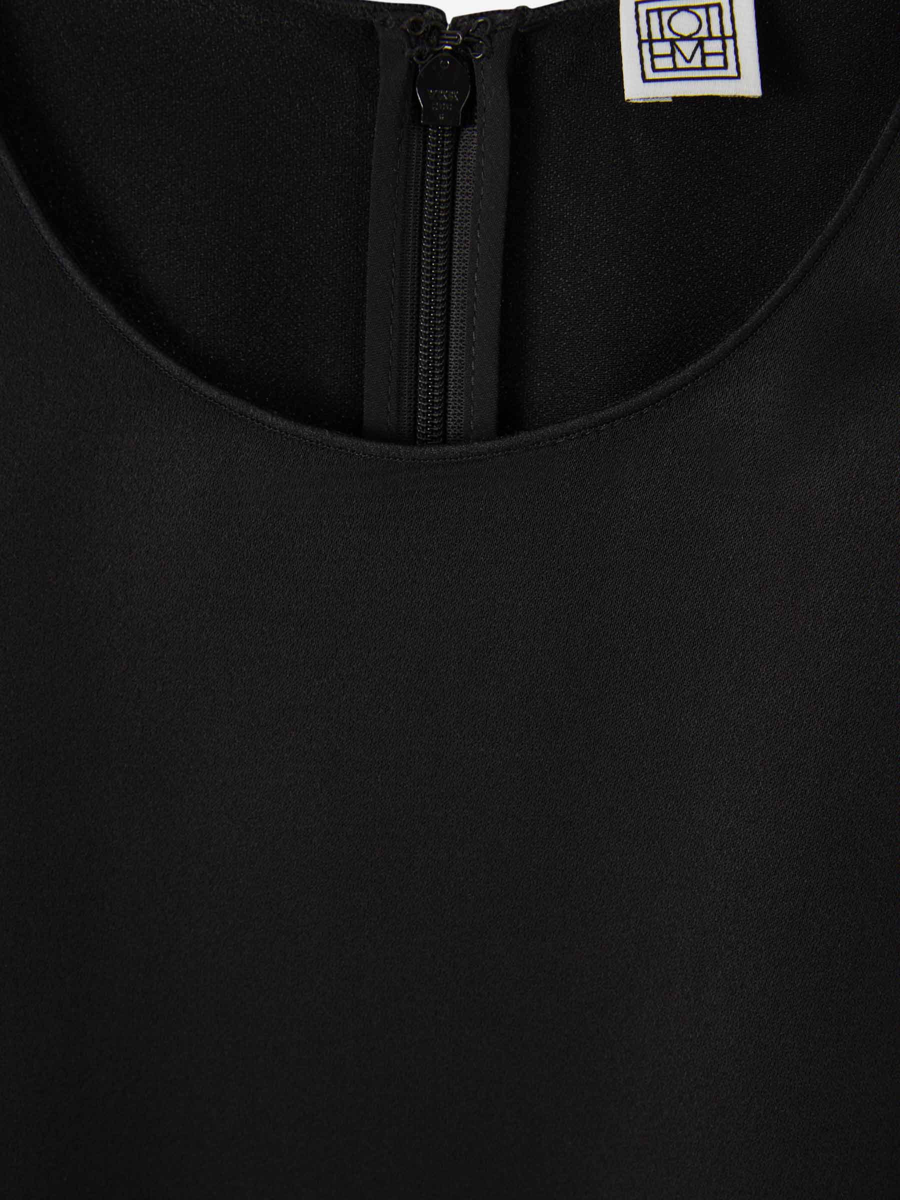 Outlet online TOTEME Mujer Top Crepé Drapeado color Negro sku 703-002040 01 - Foto 3