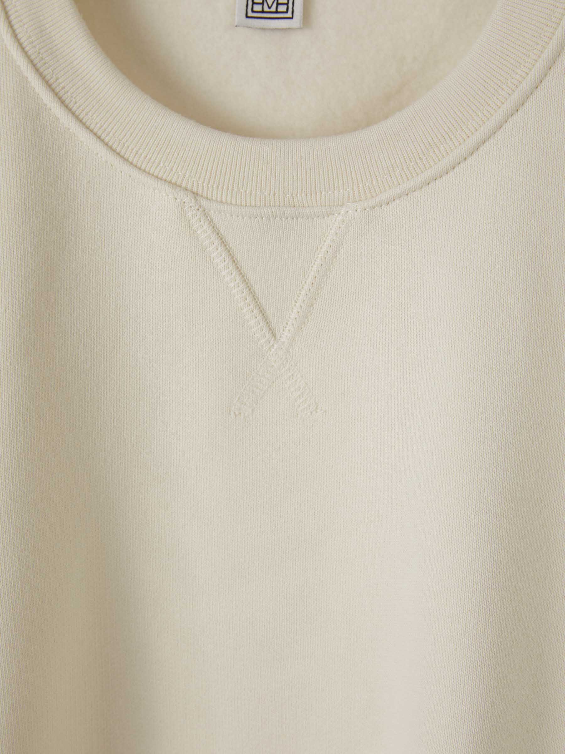 Outlet online TOTEME Mujer Sudadera Punto Algodón color Marfil sku 711-003085 01 - Foto 3
