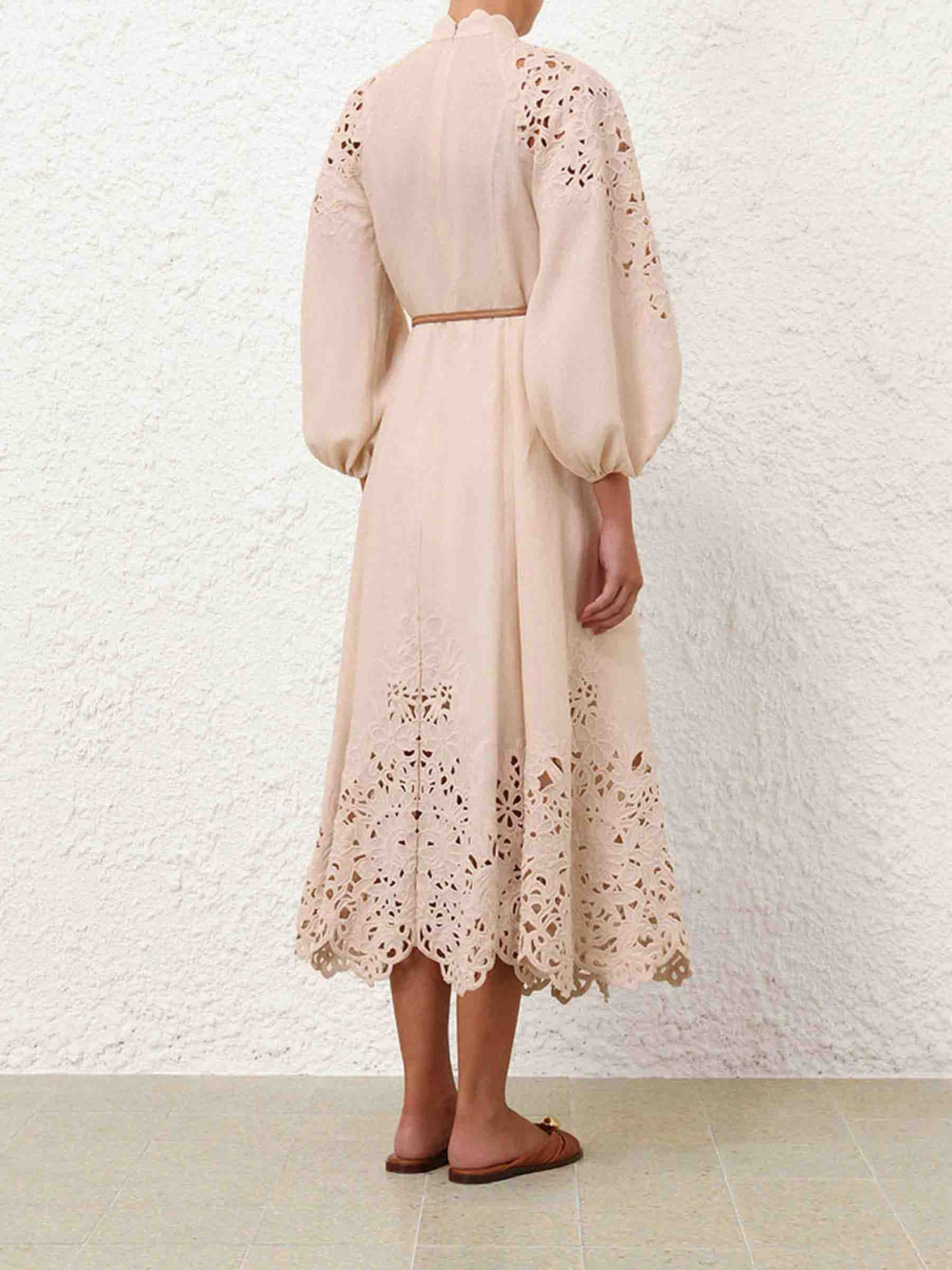 Zimmermann Mujer Barcelona Vestido Midi Wylie color Crema sku 721-000381 01 - Foto 3