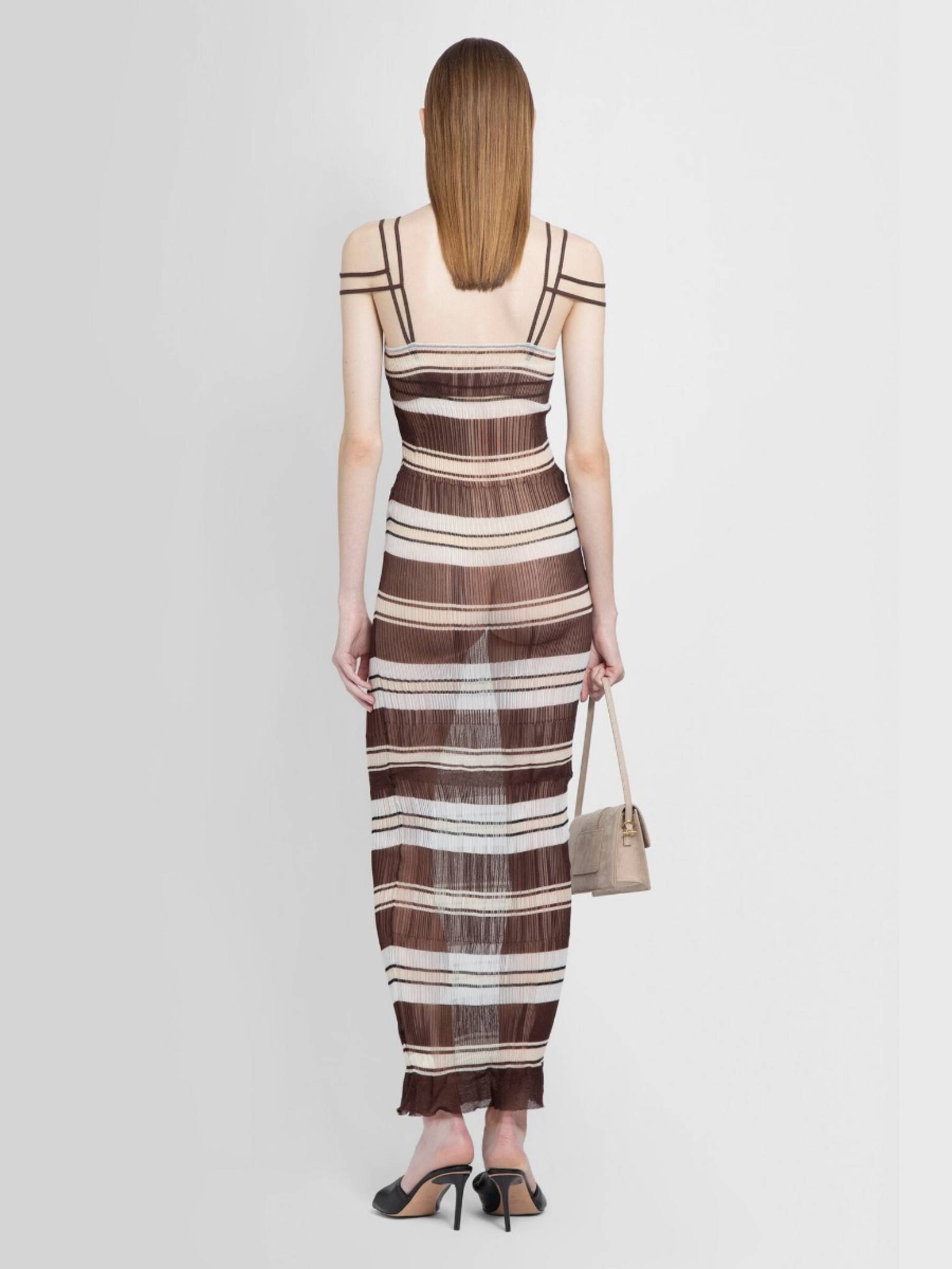 Jacquemus Vestido La Robe Sognu color Marrón sku 731-005535 01 - Foto 2