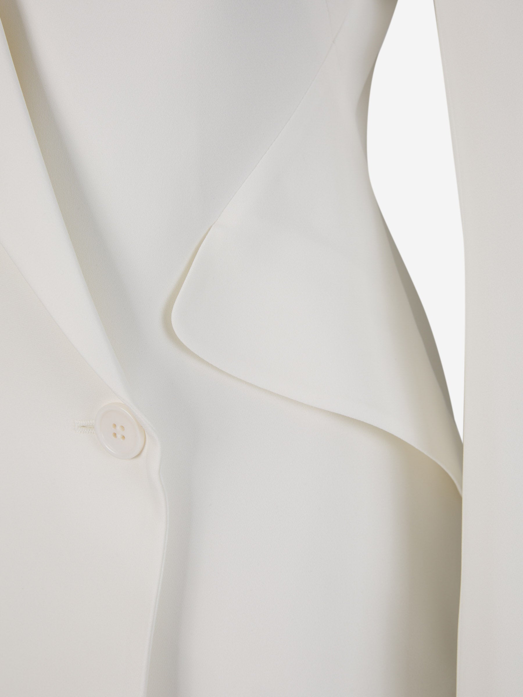 Outlet online McQueen Mujer Blazer Cruzado color Blanco sku 741-002095 01 - Foto 5