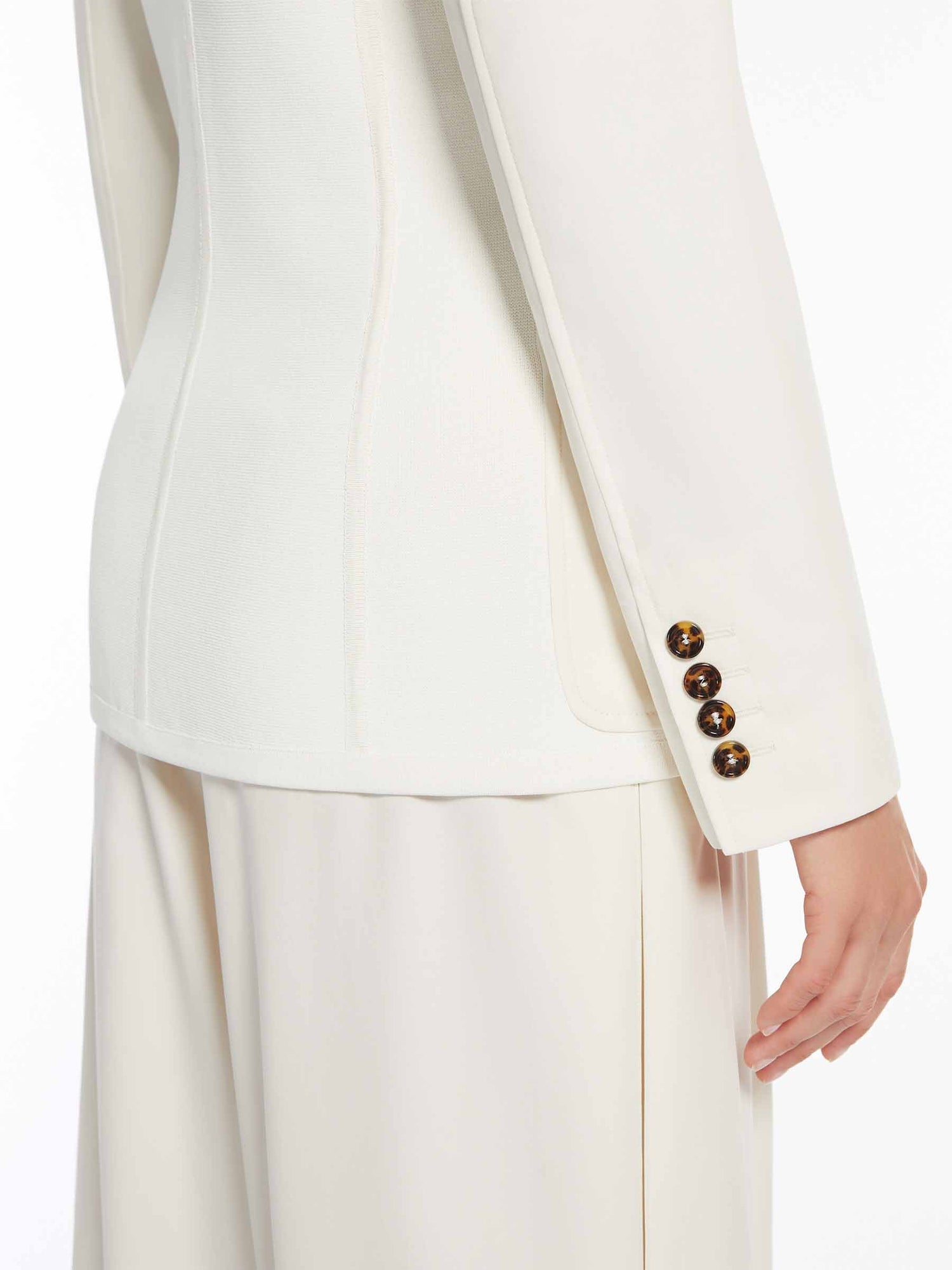 Max Mara Mujer Barcelona Blazer Entallado Algodón color Marfil sku 741-002233 01 - Foto 5