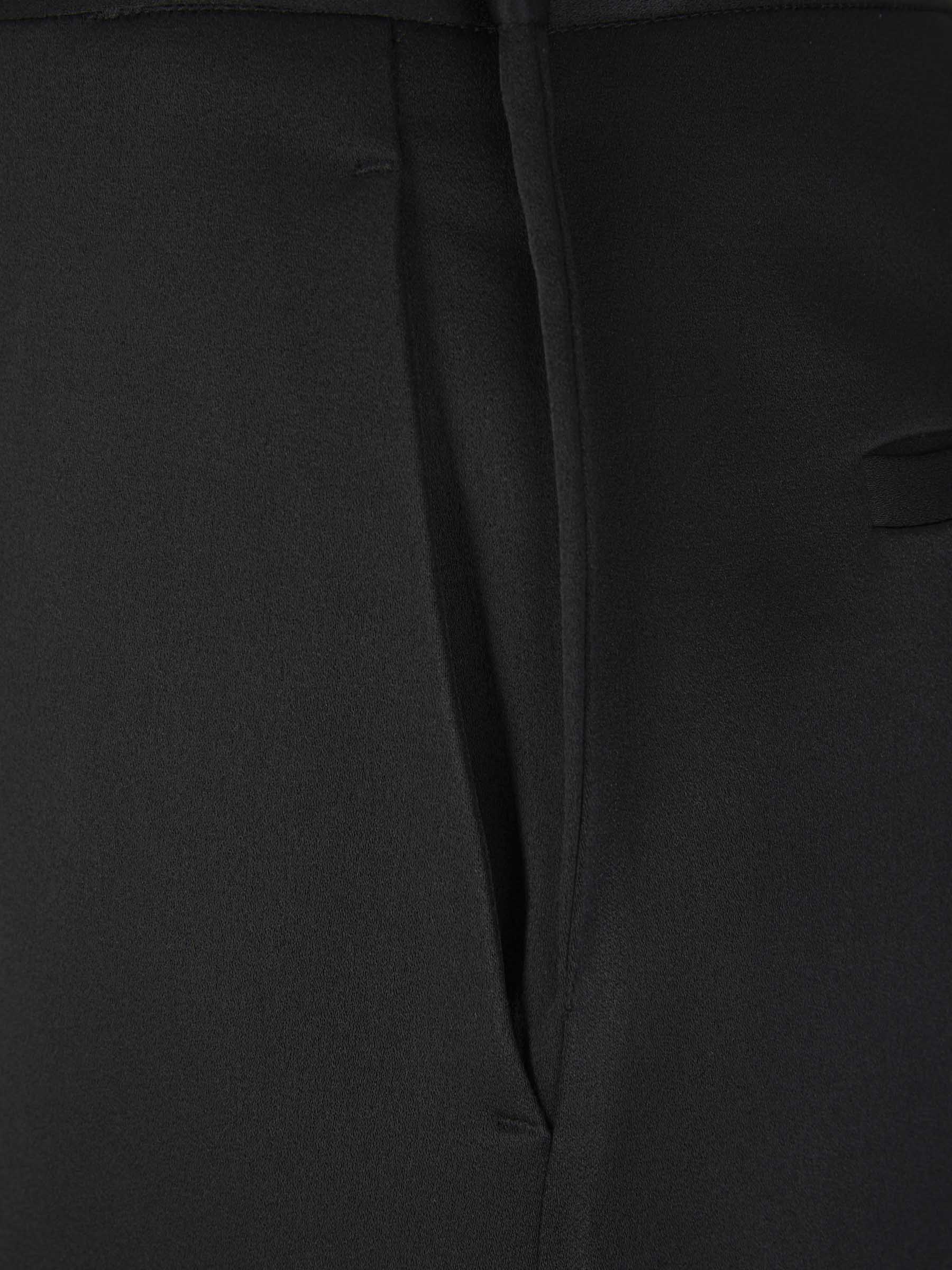 Outlet online Victoria Beckham Mujer Pantalones Cintura Escalonada color Negro sku 761-003342 01 - Foto 3