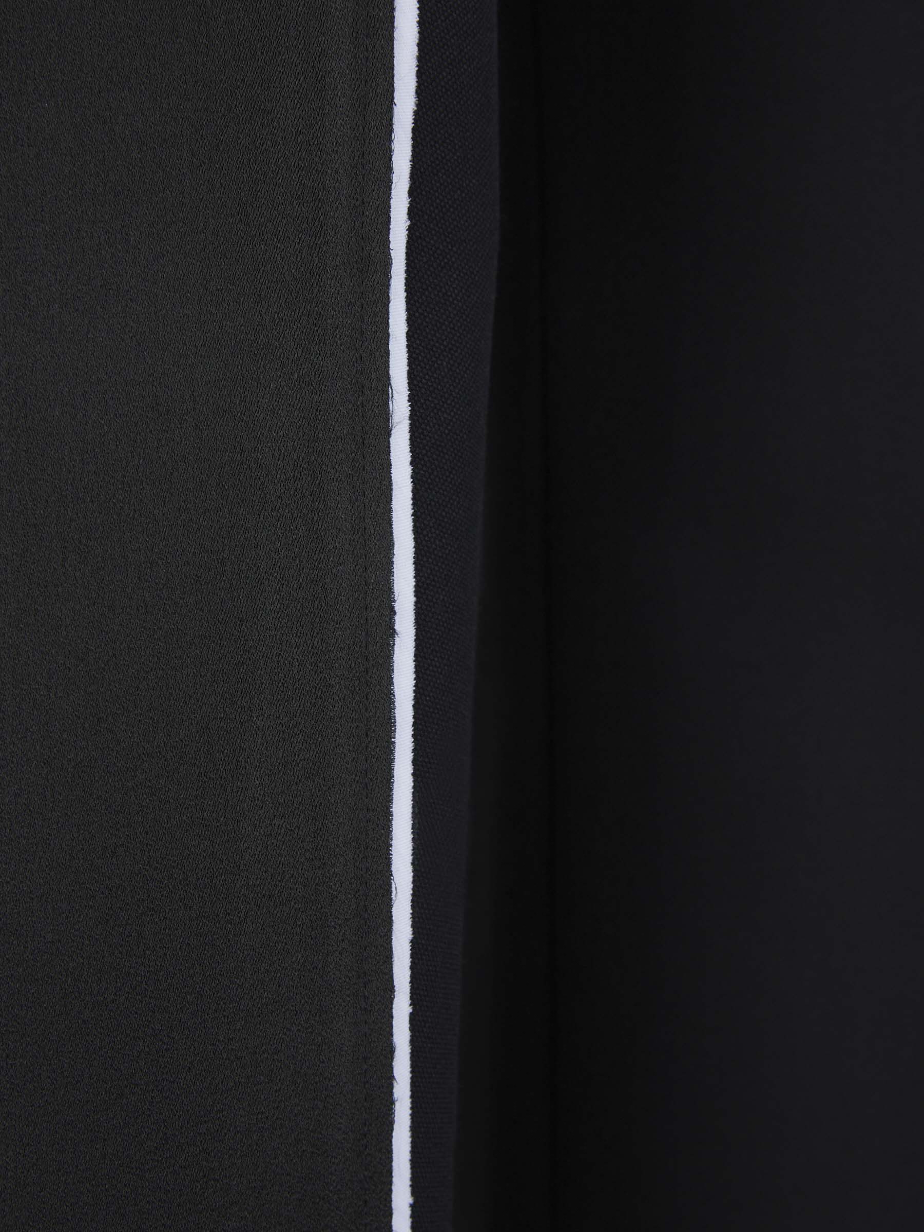 Outlet online Victoria Beckham Mujer Pantalones Cintura Escalonada color Negro sku 761-003342 01 - Foto 5