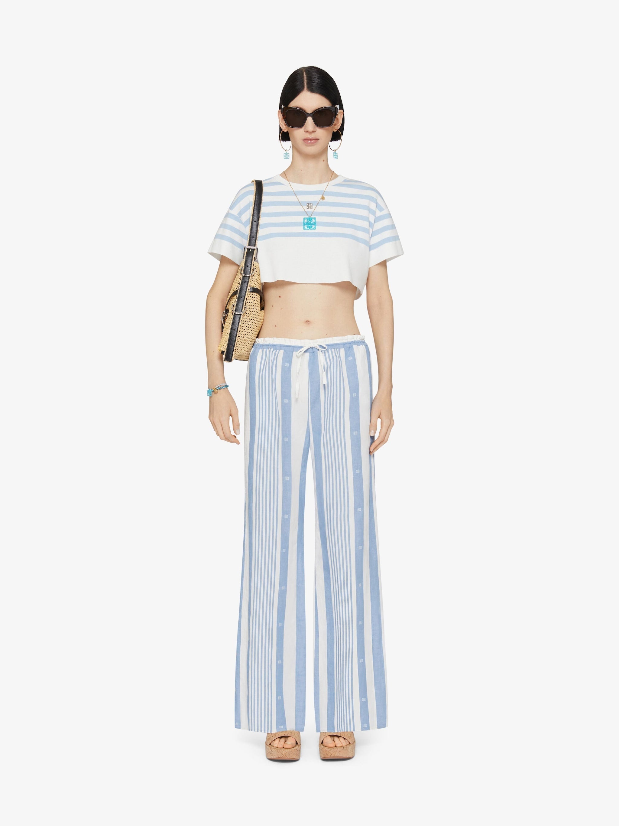Outlet online Givenchy Mujer Pantalones Motivo Rayas color Azul sku 761-003570 01 - Foto 2