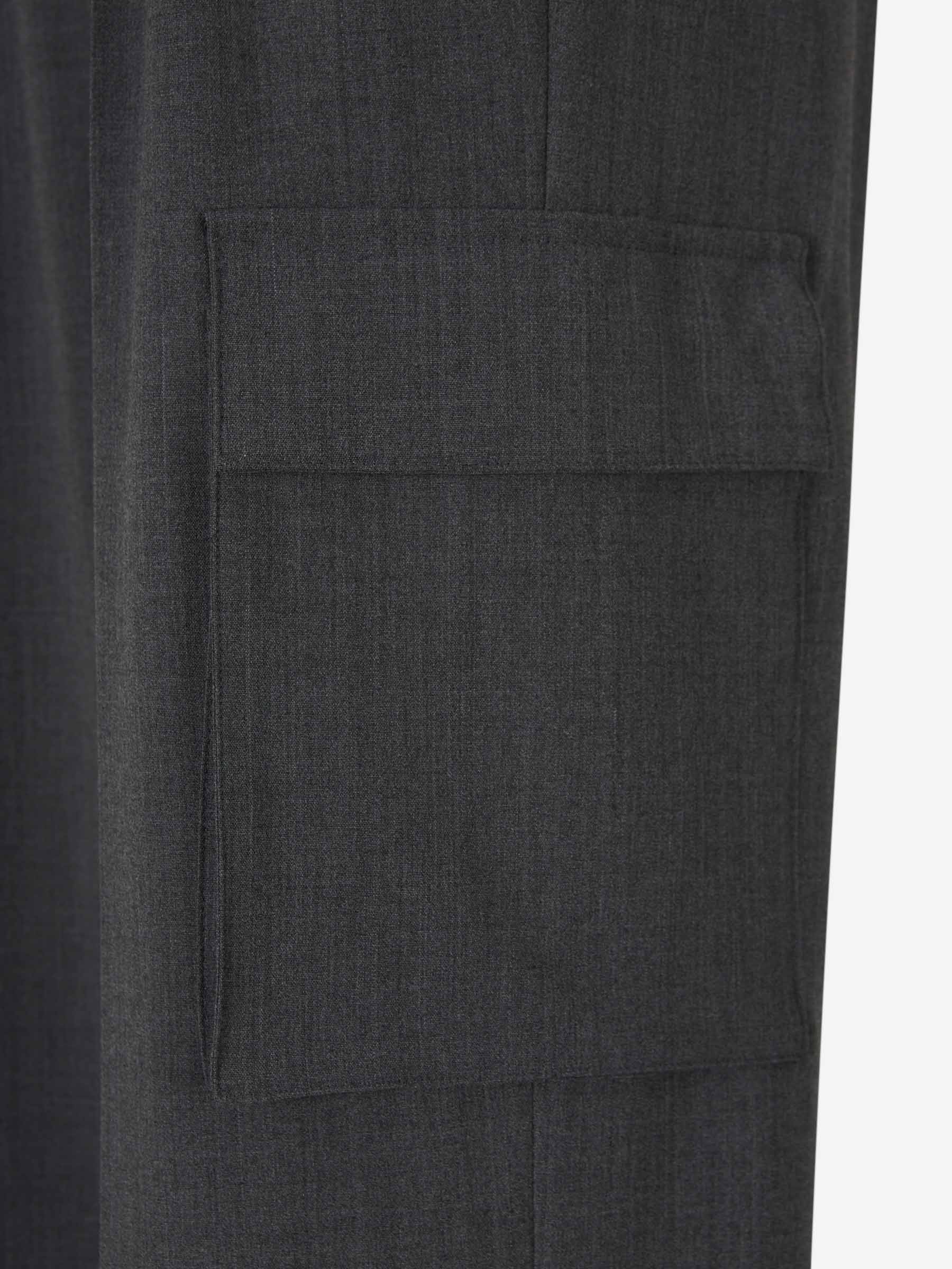 Outlet online Herno Mujer Pantalón Cargo Lana color Gris Antracita sku 761-003629 01 - Foto 5