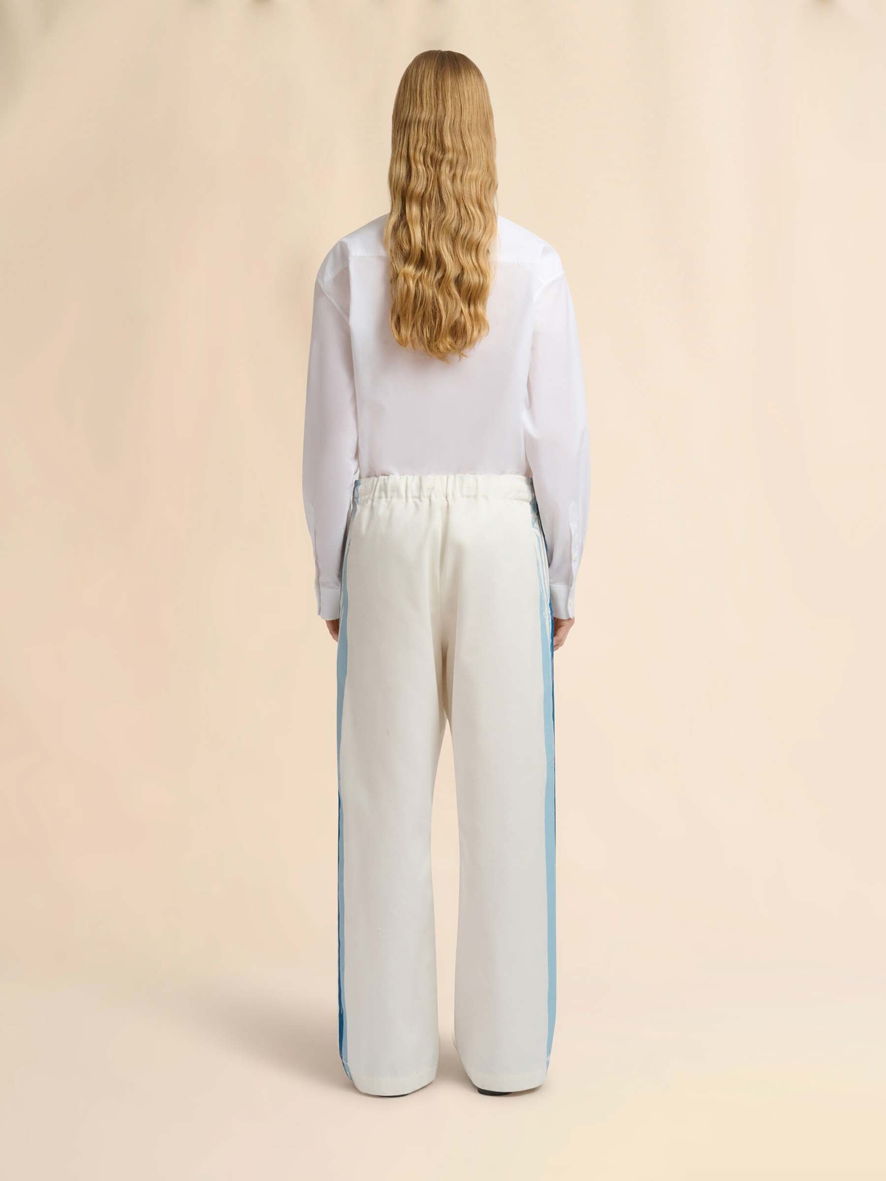 Marni Mujer Barcelona Pantalones Rectos Anchos color Marfil sku 761-004119 01 - Foto 3