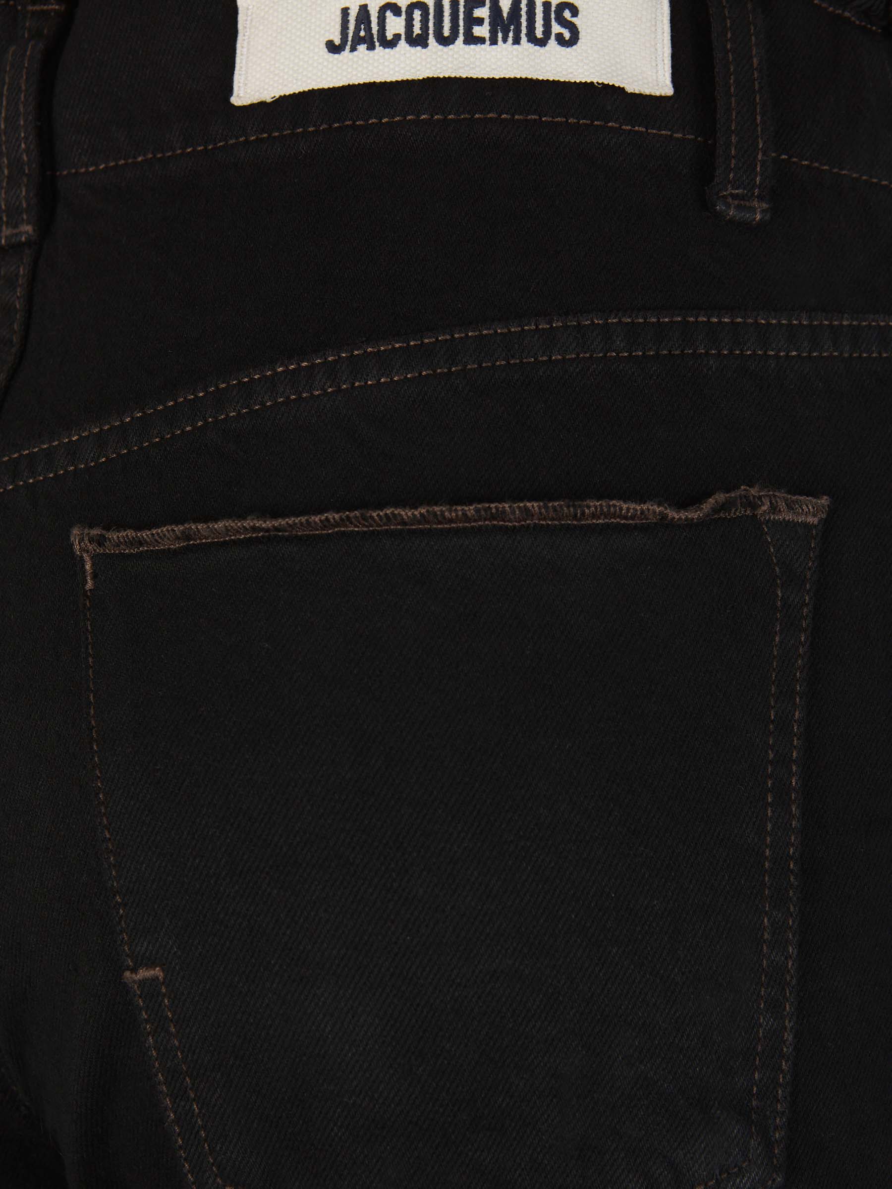 Outlet online Jacquemus Mujer Jeans Straight Deshilachado color Marrón Oscuro sku 763-001463 01 - Foto 5