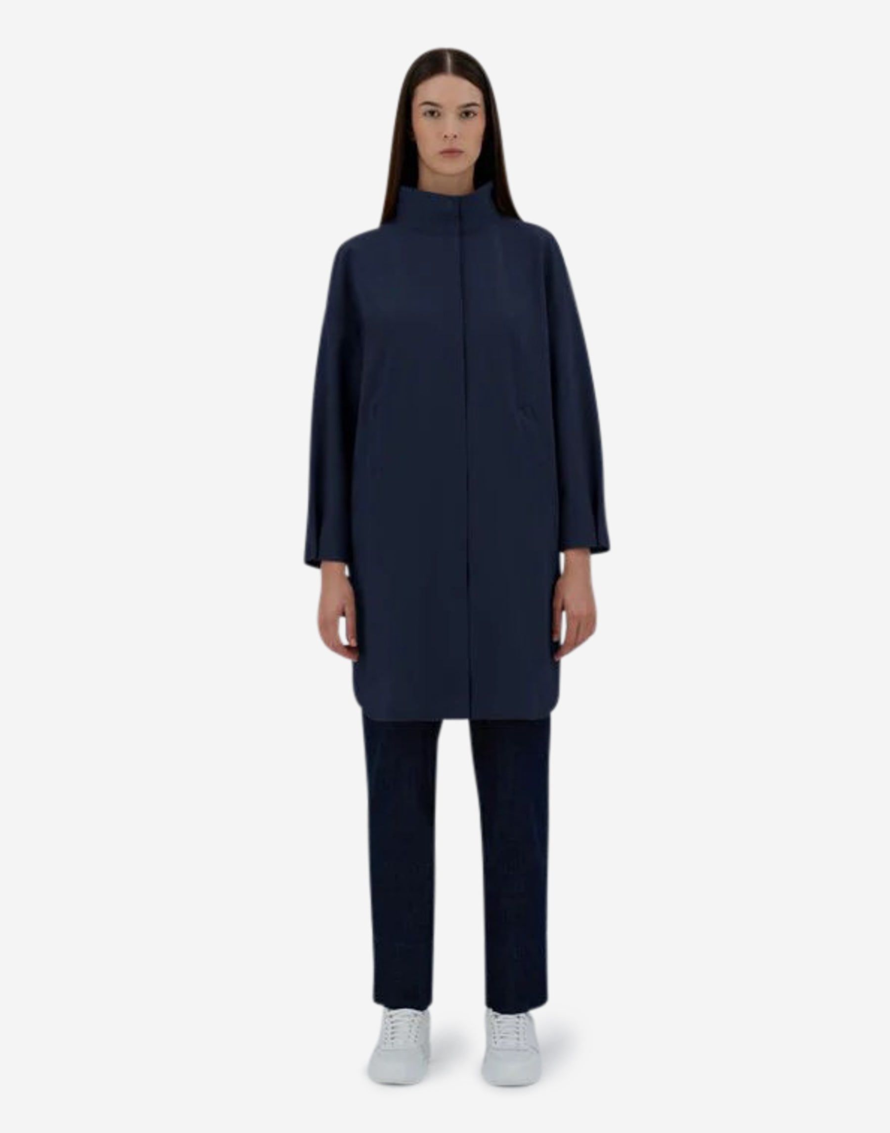 Outlet online Herno Mujer Abrigo Técnico Corte Relajado color Azul Marino sku 771-001515 01 - Foto 2