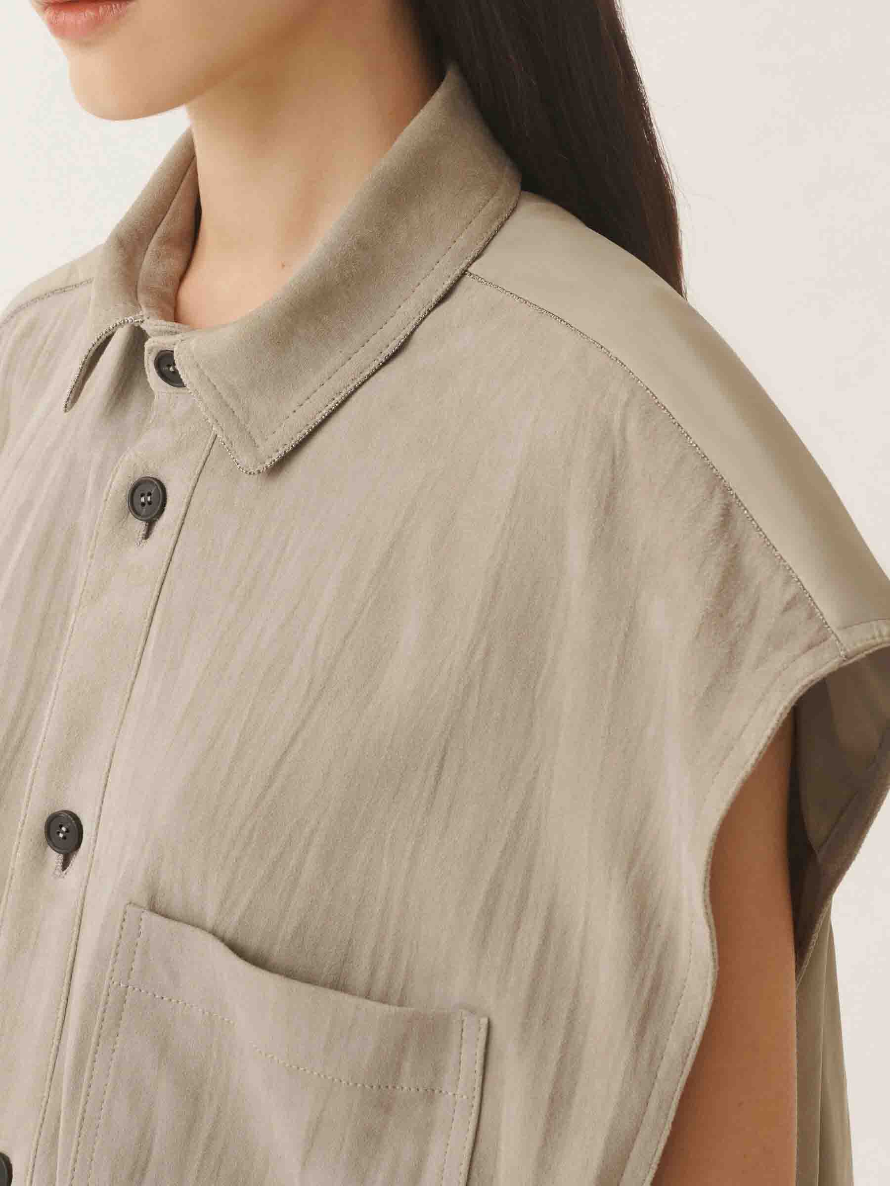 Outlet online Fabiana Filippi Mujer Chaleco Ante Bolsillos color Taupe sku 775-000207 01 - Foto 4