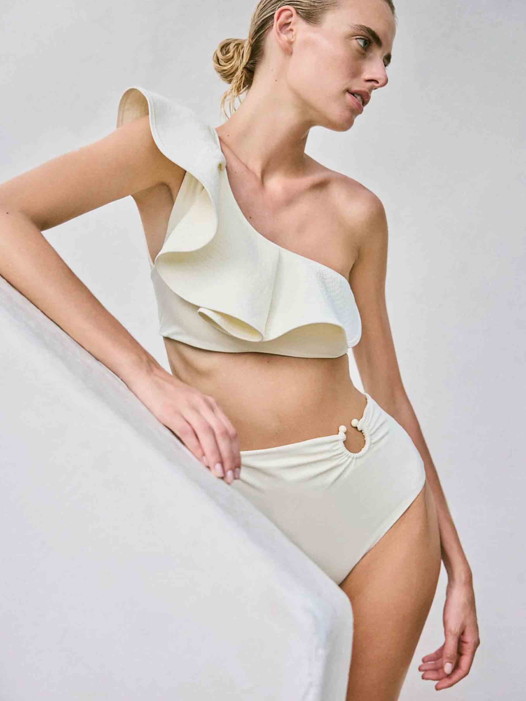 Outlet online Johanna Ortiz Mujer Top Bikini Bolero Life color Crema sku 781-000588 01 - Foto 3