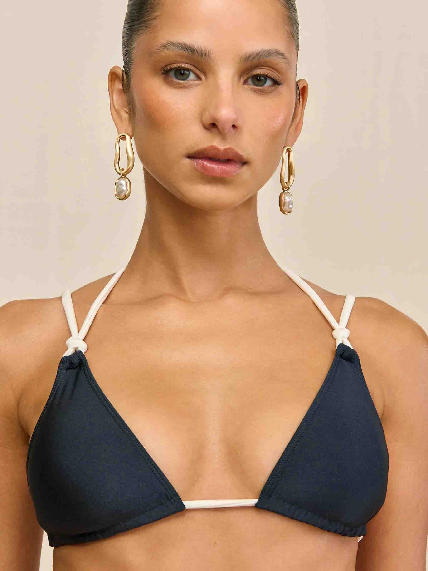 Outlet online Cult Gaia Mujer Bikini Top Chrissy color Azul Noche sku 781-000616 01 - Foto 2