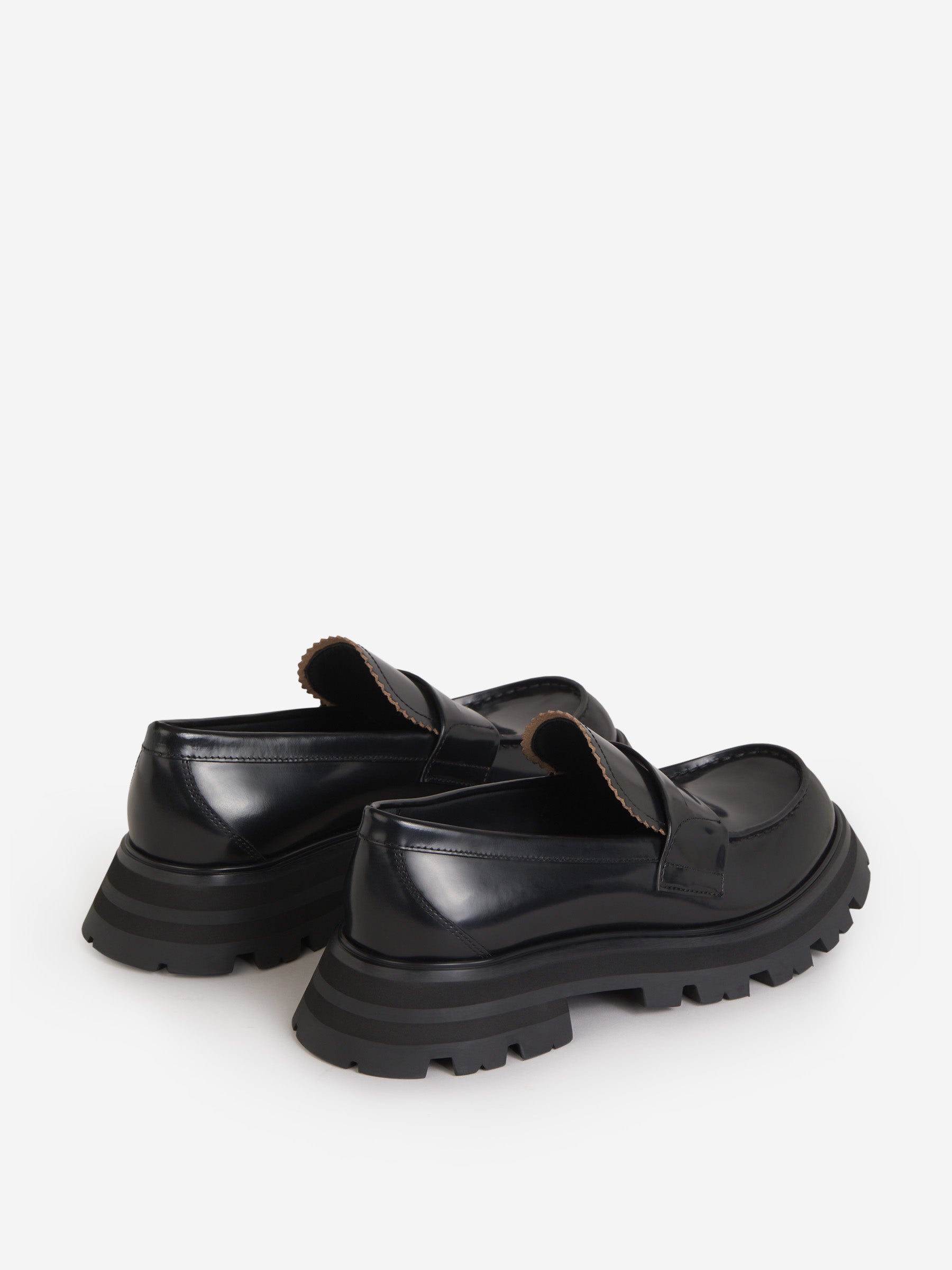 Outlet online McQueen Mujer Mocasines Wander Piel color Negro sku 800-005118 01 - Foto 3