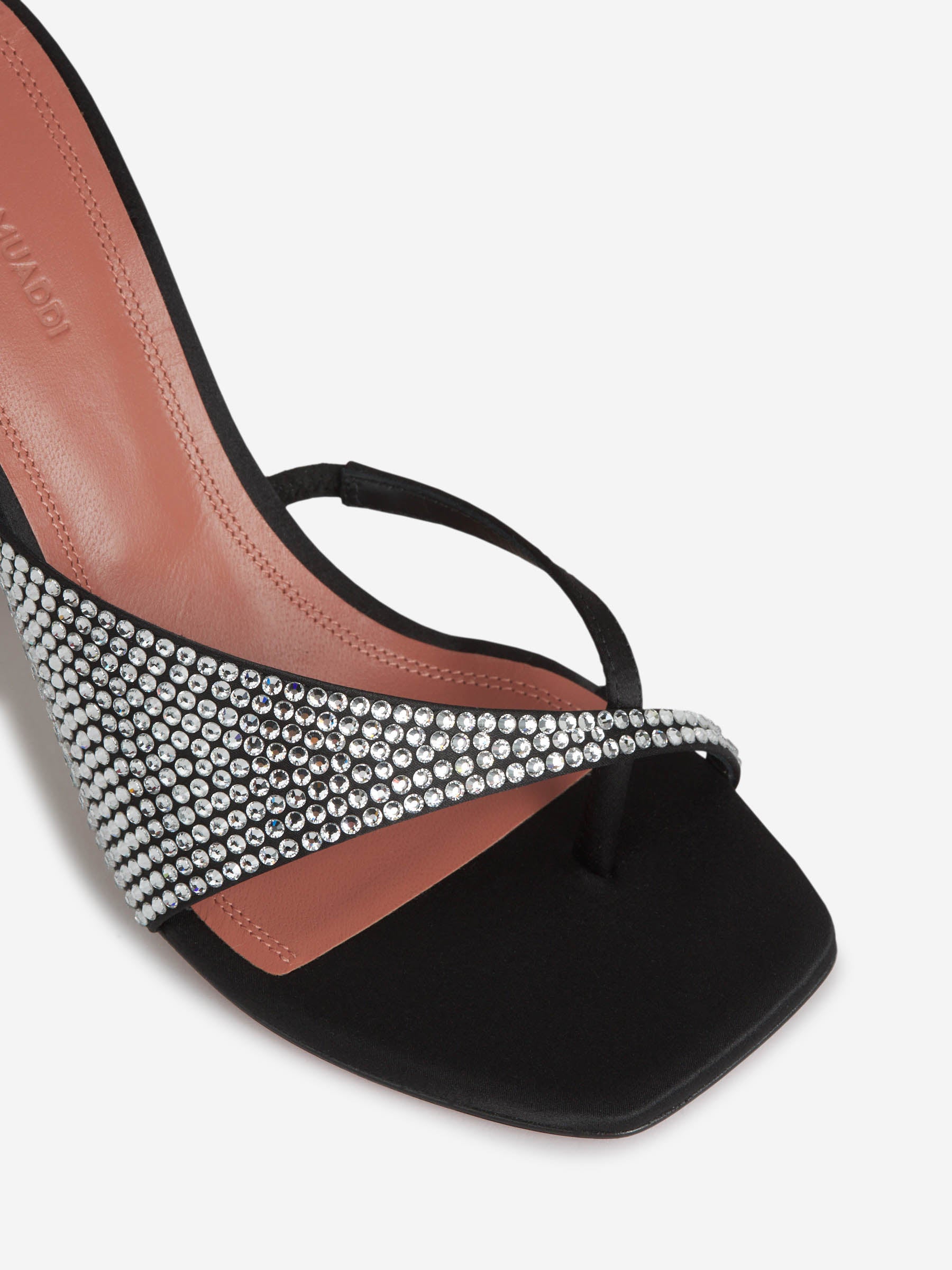 Outlet online Amina Muaddi Mujer Sandalias Tacón Shiona color Negro sku 800-005312 01 - Foto 5