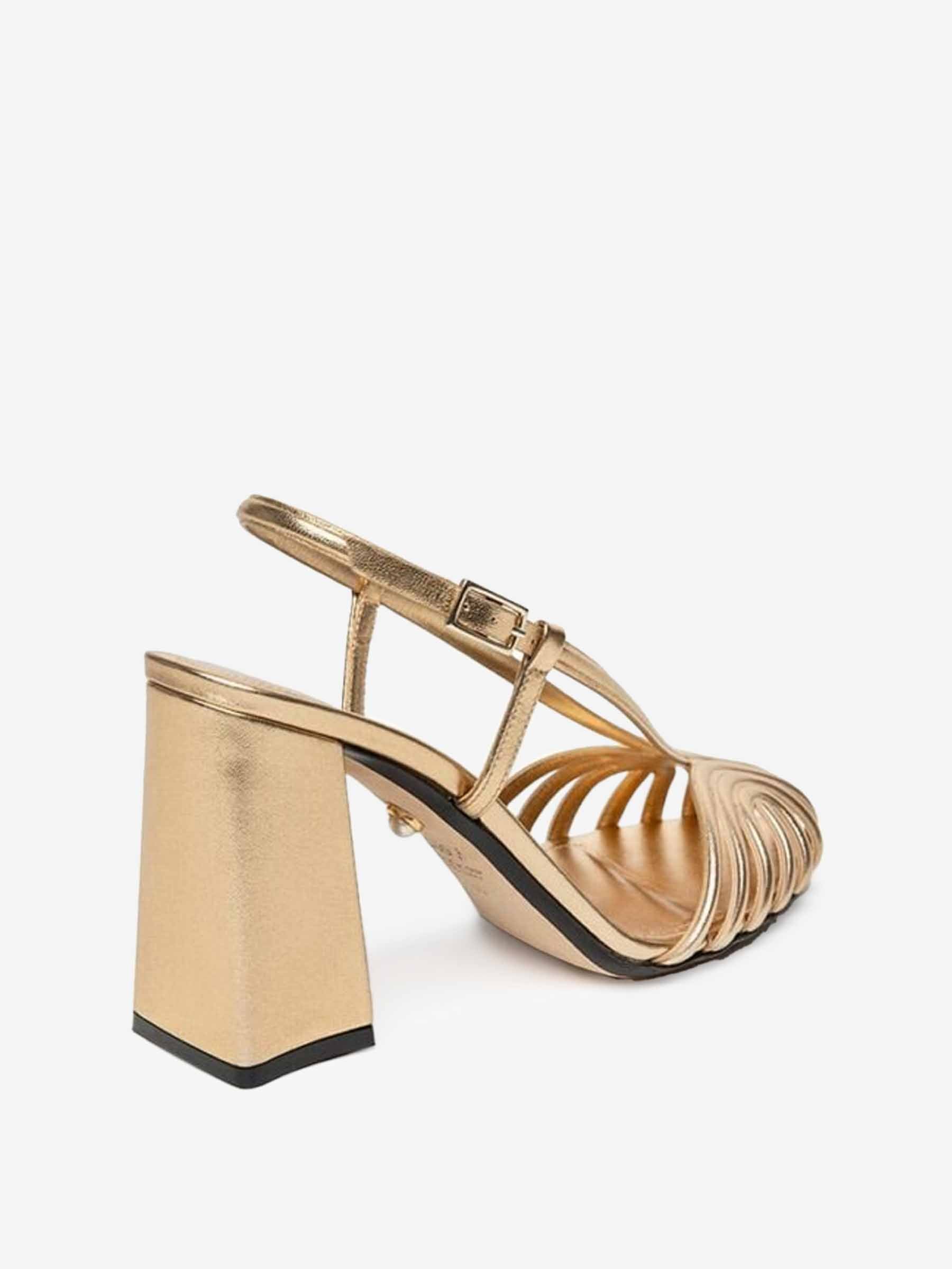 Aleví Milano Mujer Barcelona Sandalias Marta 090 Block color Dorado sku 800-005562 01 - Foto 3