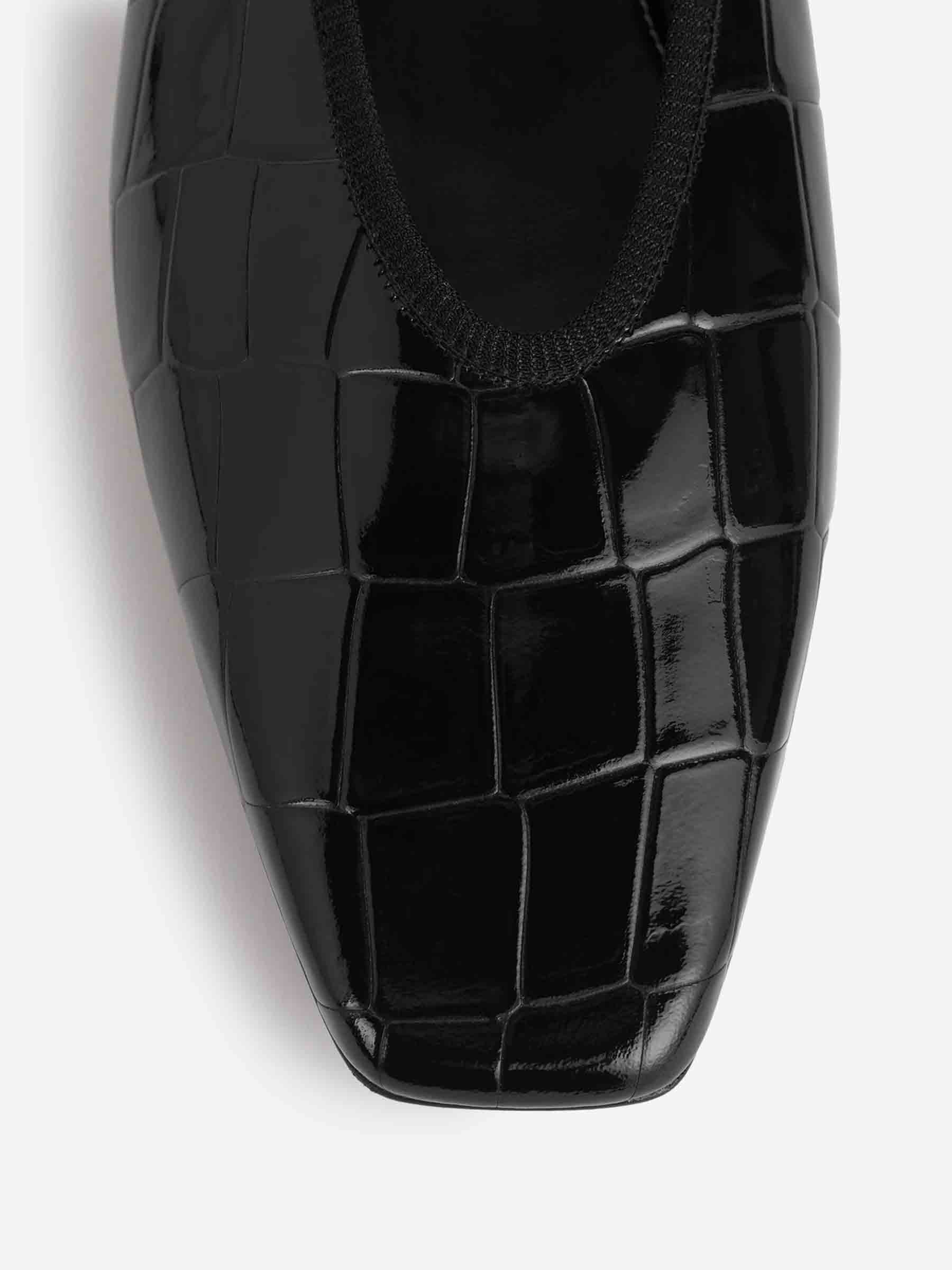 Outlet online TOTEME Mujer Bailarinas Minimalist Cocodrilo color Negro sku 802-000004 01 - Foto 3