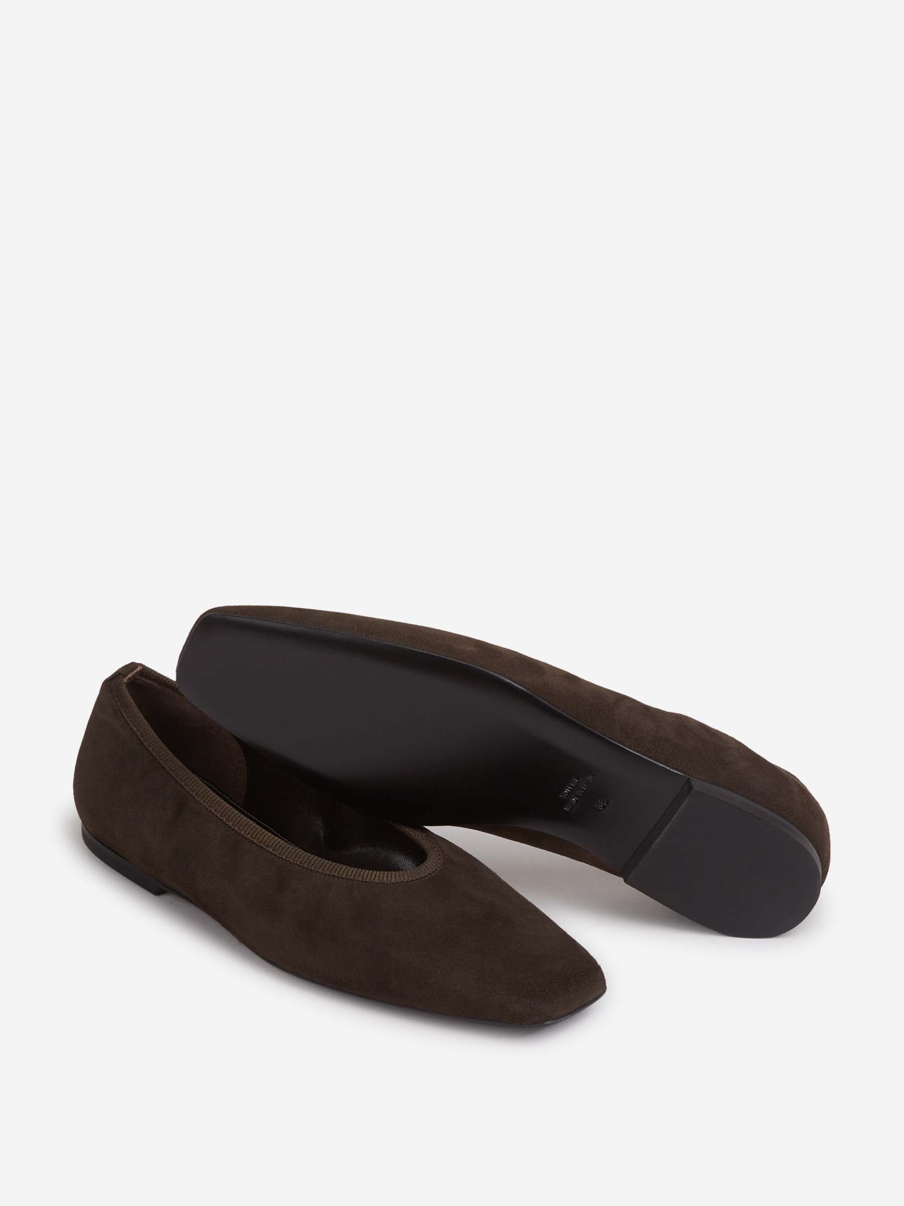 Outlet online TOTEME Mujer Bailarinas Minimalistas Ante color Marrón Oscuro sku 802-000012 01 - Foto 4