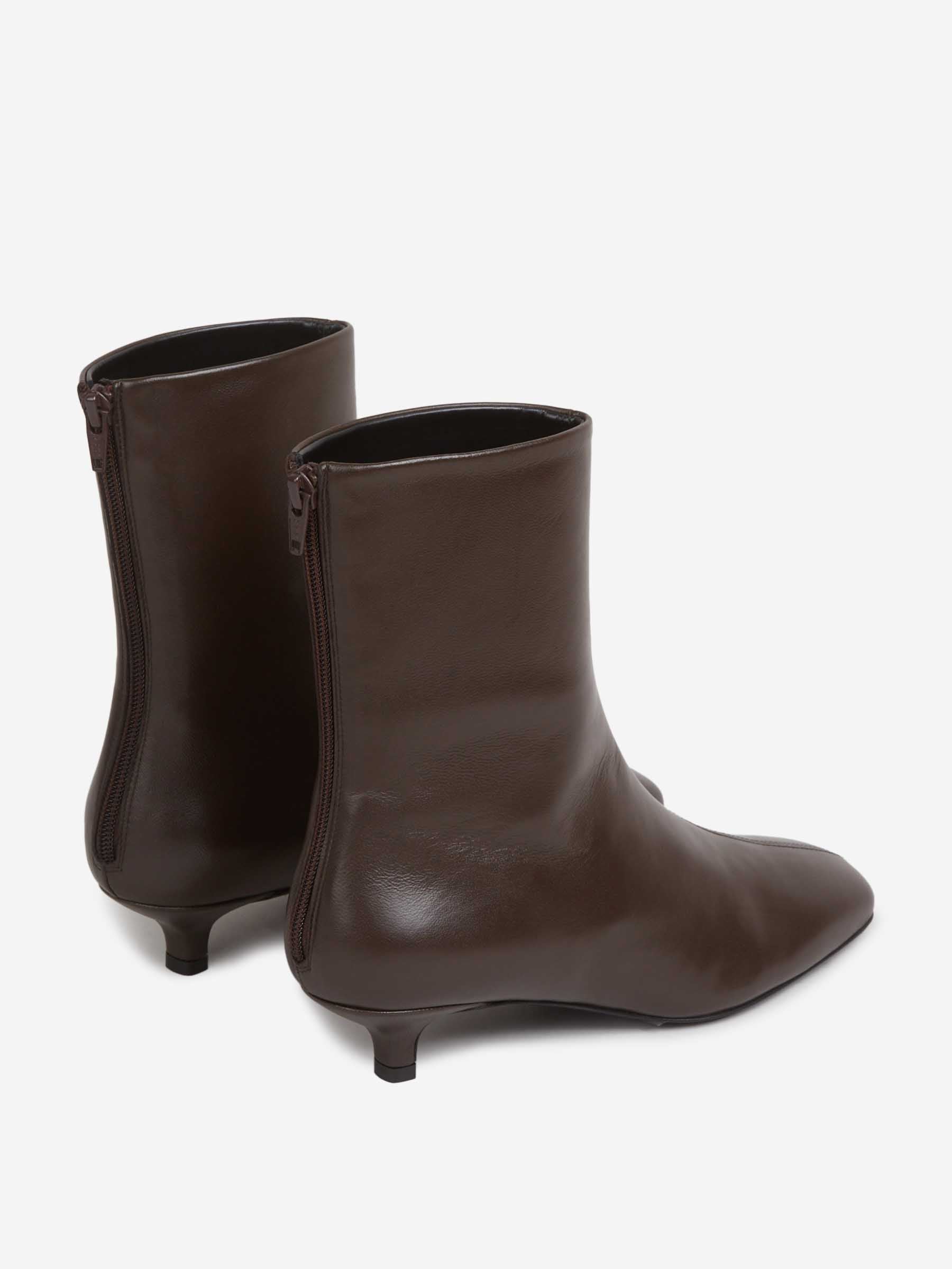 Outlet online TOTEME Mujer Botines Napa color Marrón Oscuro sku 805-000831 01 - Foto 3