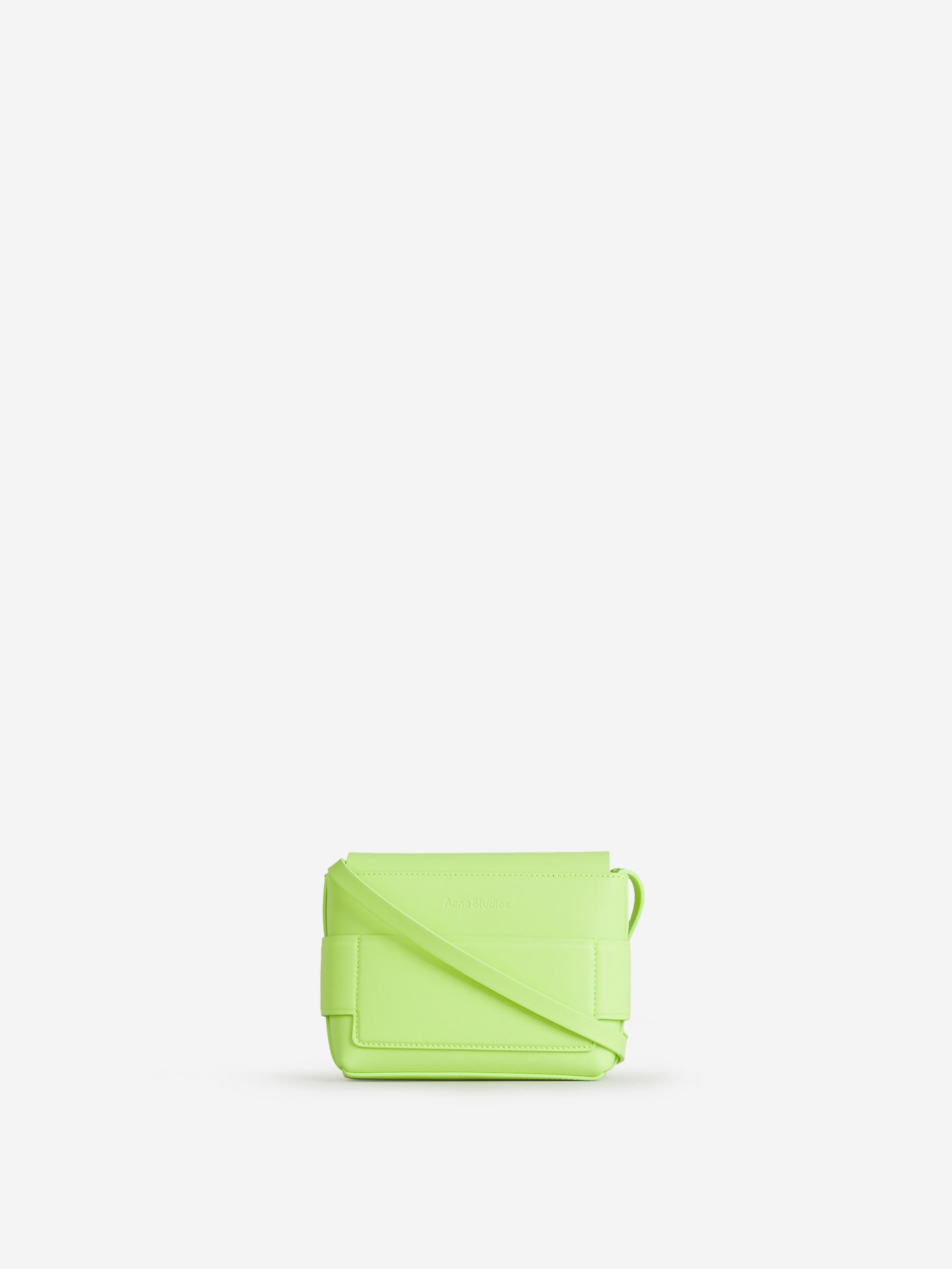 Outlet online Acne Studios Mujer Bolso Musubi Mini color Verde Lima sku 810-006910 00 - Foto 3