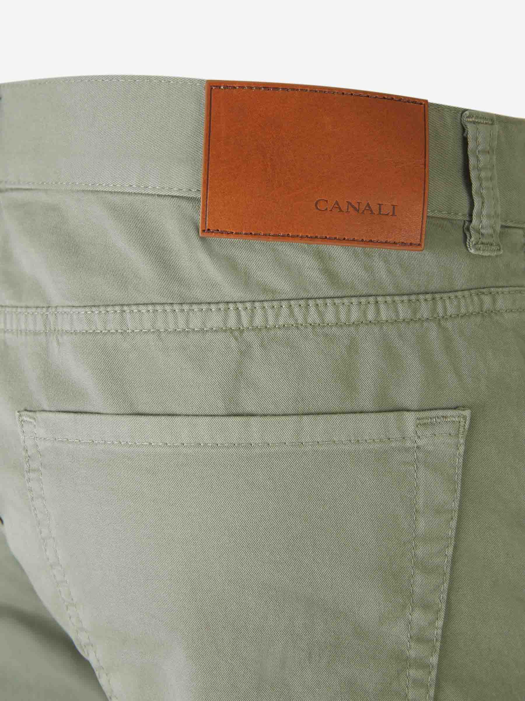 Outlet online Canali Hombre Pantalones 5 Bolsillos color Verde Militar sku 522-002628 03 - Foto 4