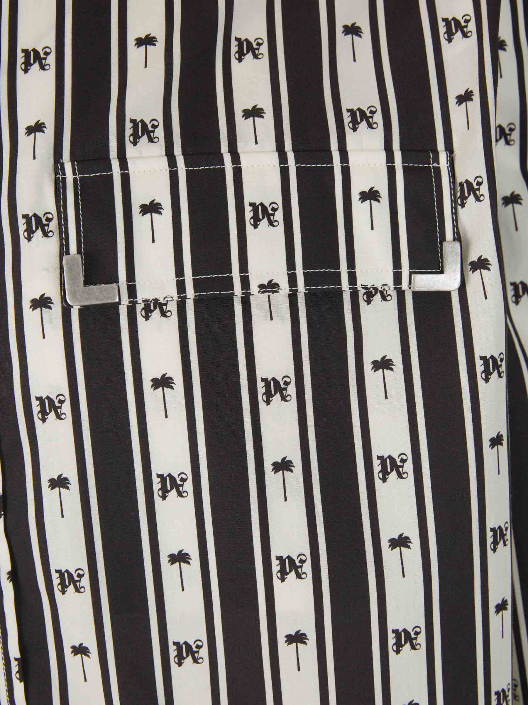 Outlet online Palm Angels Hombre Camisa Motivo Rayas Logo color Blanco y Negro sku 531-006195 01 - Foto 4