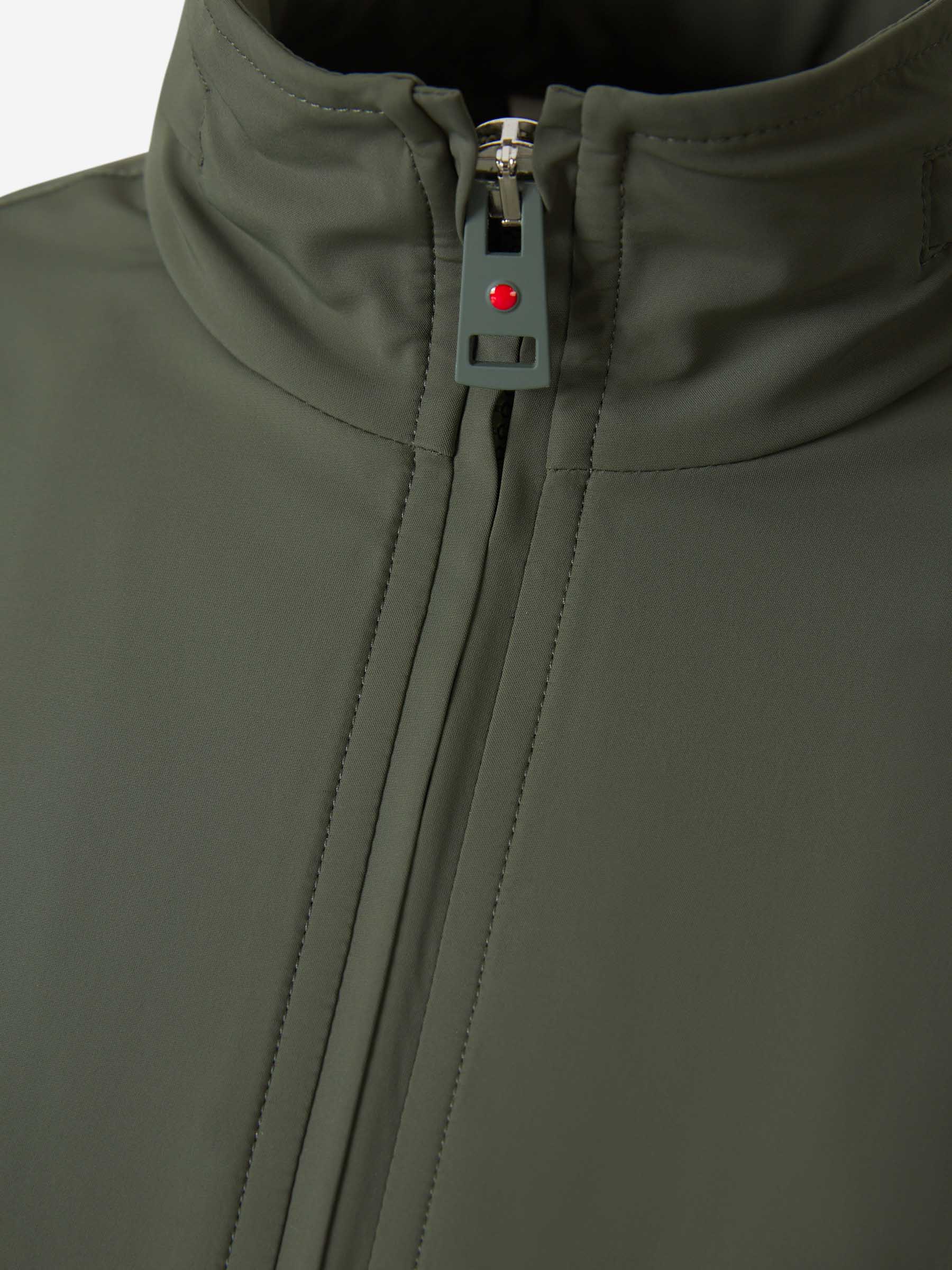 Outlet online Kired Hombre Cazadora Técnica Capucha color Verde Militar sku 512-002230 01 - Foto 3