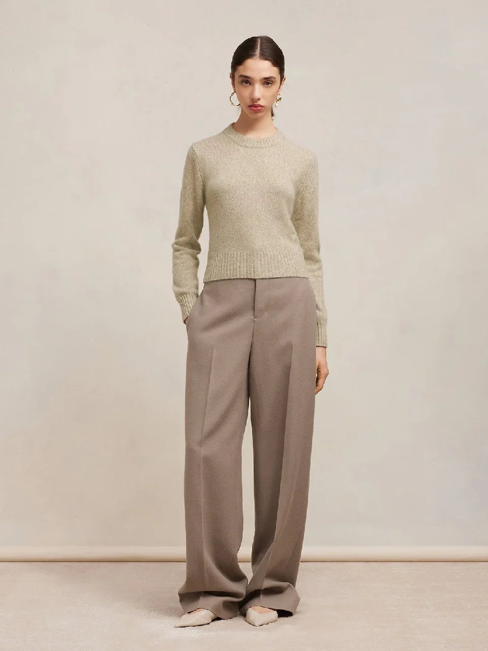 Outlet online Ami Paris Mujer Jersey Cashmere Monograma color Topo sku 711-003032 01 - Foto 2