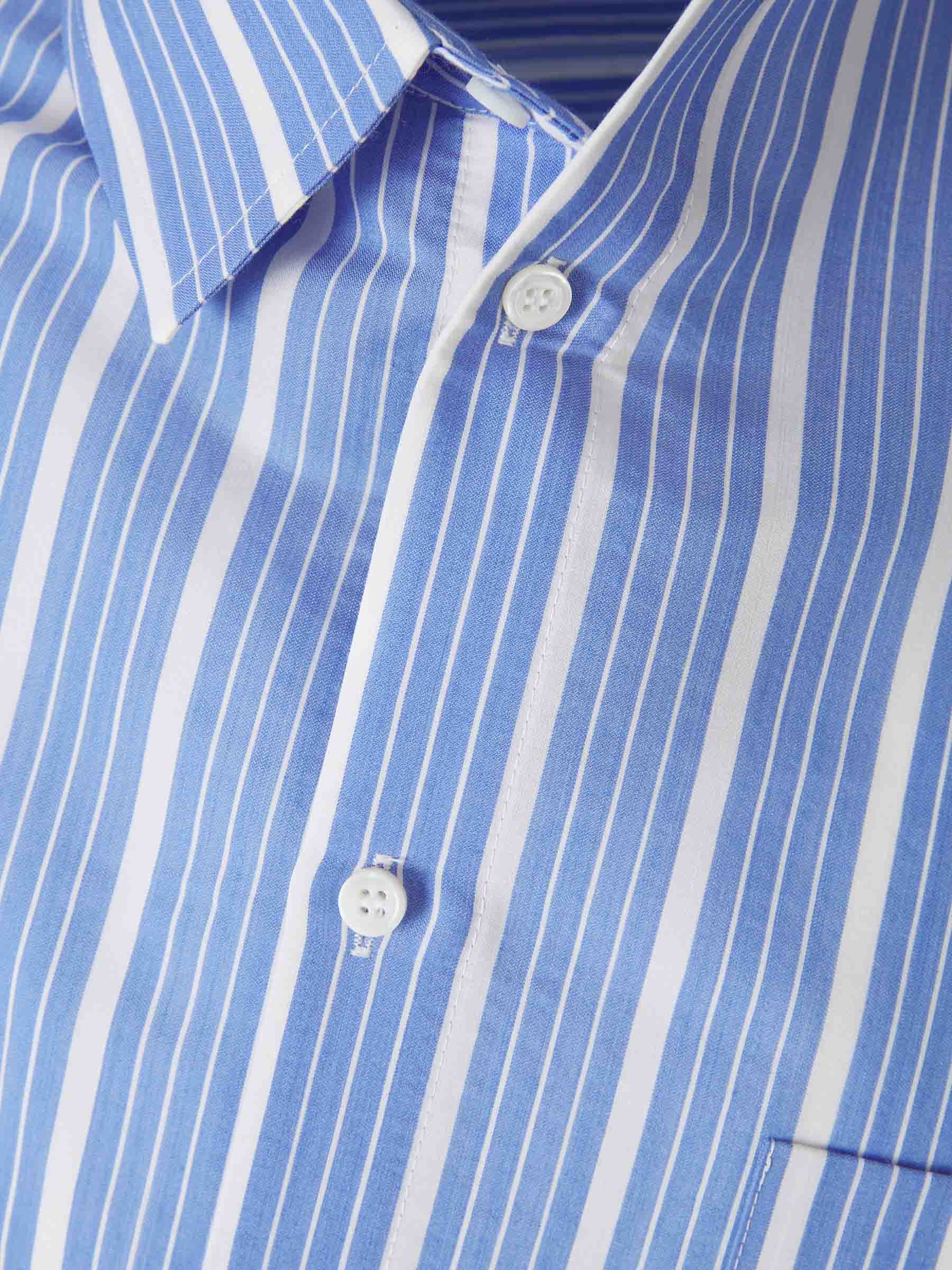 Outlet online Jacquemus Hombre Camisa "La Chemise" color Azul sku 531-006202 01 - Foto 5